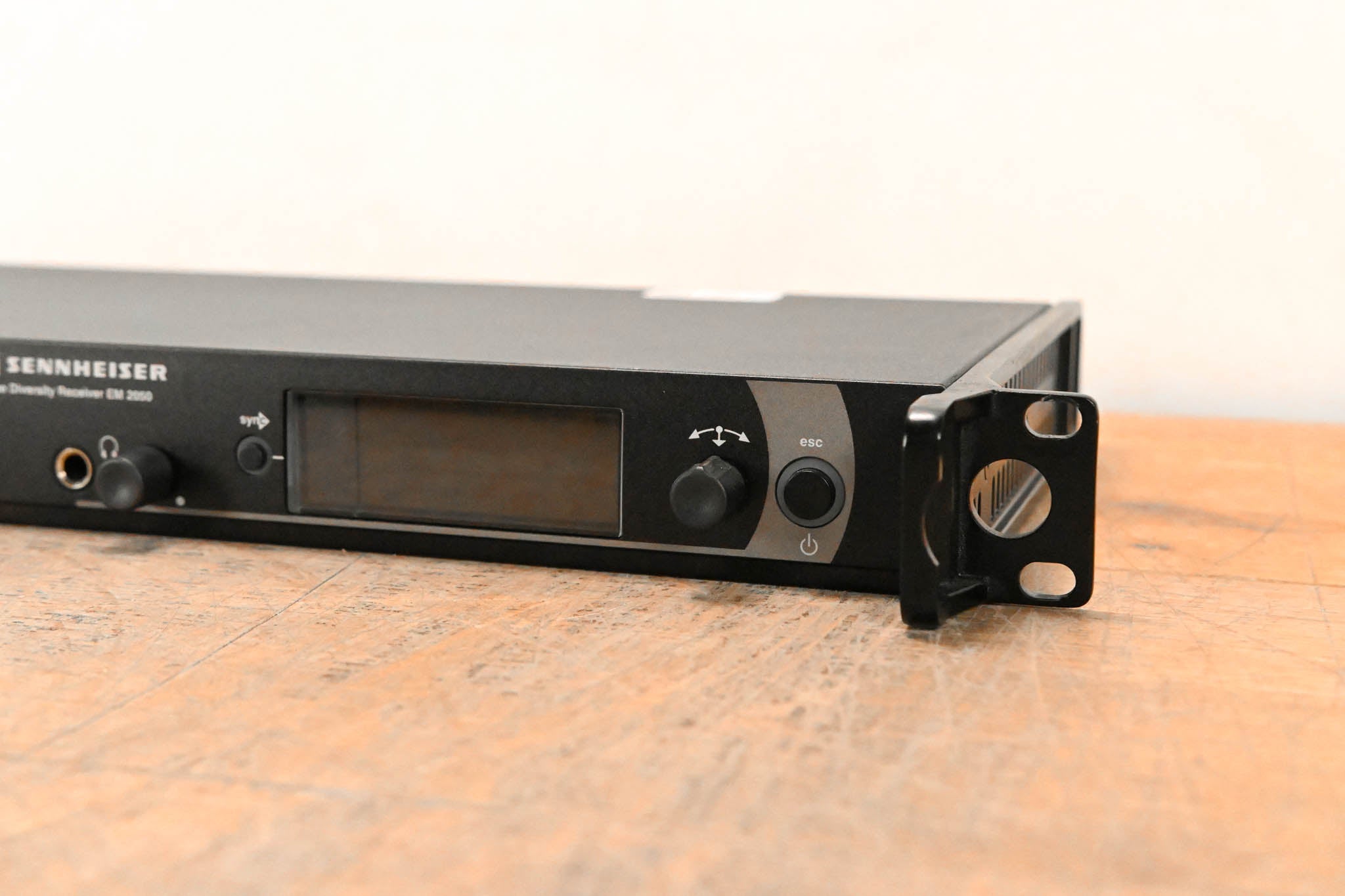 Sennheiser EM 2050 Dual-Channel Wireless Receiver Aw Range: 516-558 MHz