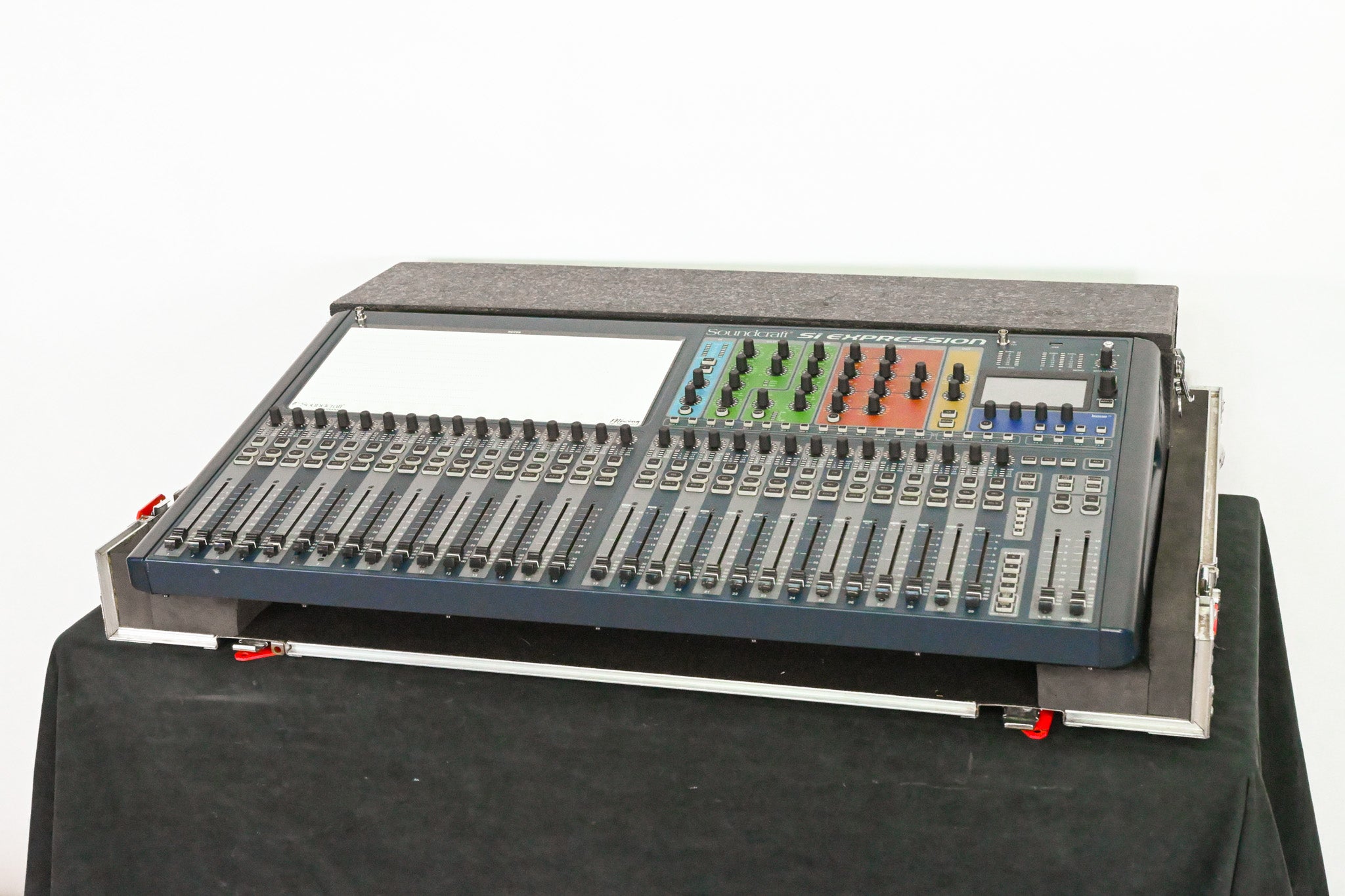 Soundcraft Si Expression 3 Digital Mixer w/ MADI-USB Card & Road Case