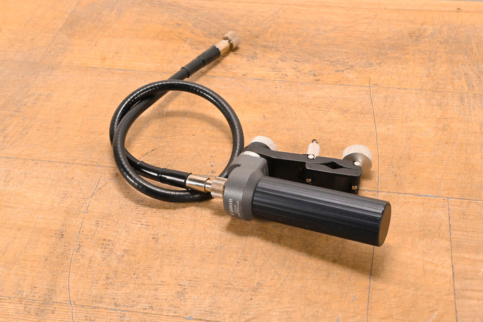 Canon FFC-200 Focus Manual Controller with CR-10 Clamper