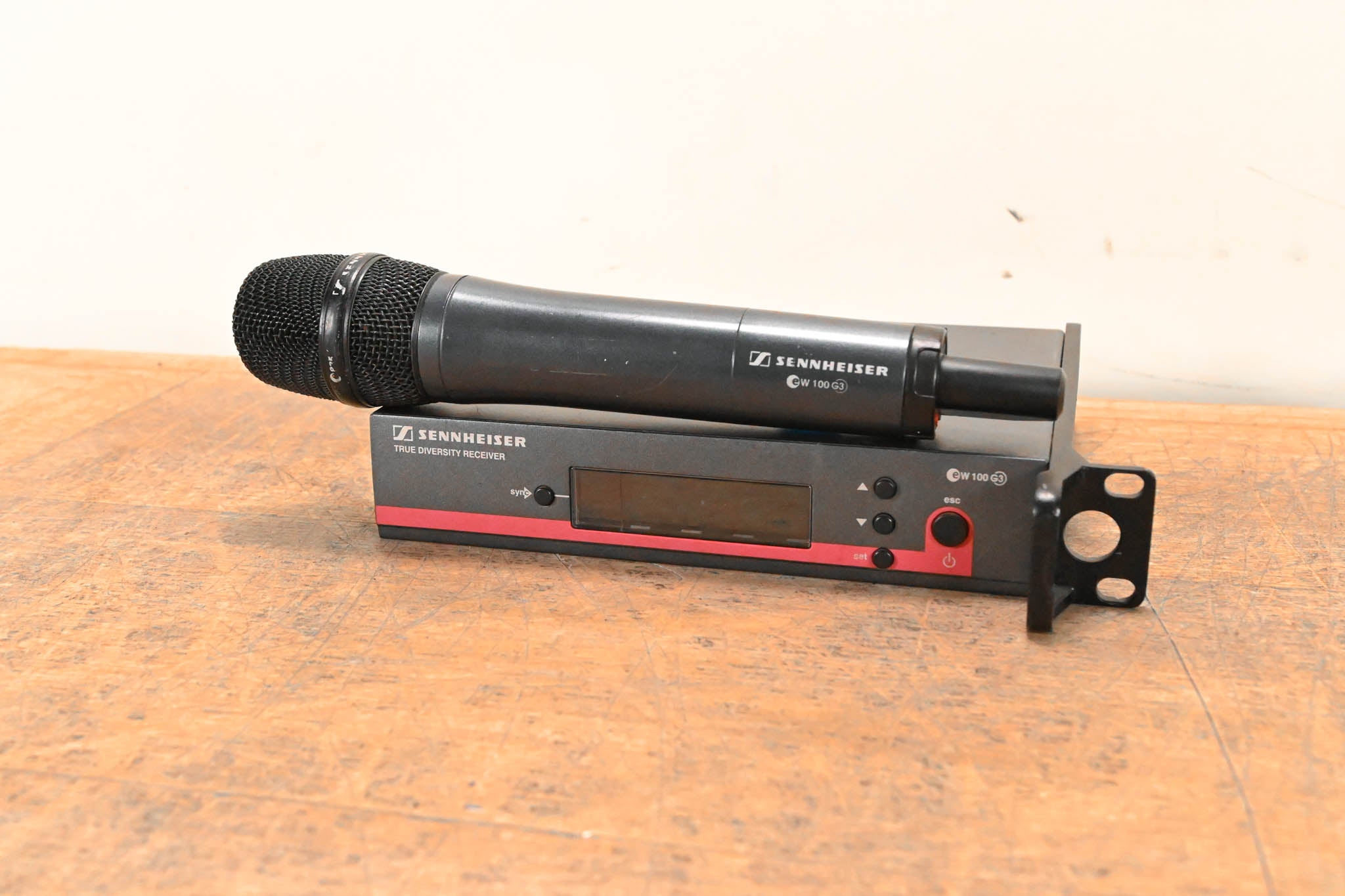 Sennheiser ew 100 G3 Handheld Wireless System A Range - NO POWER SUPPLY