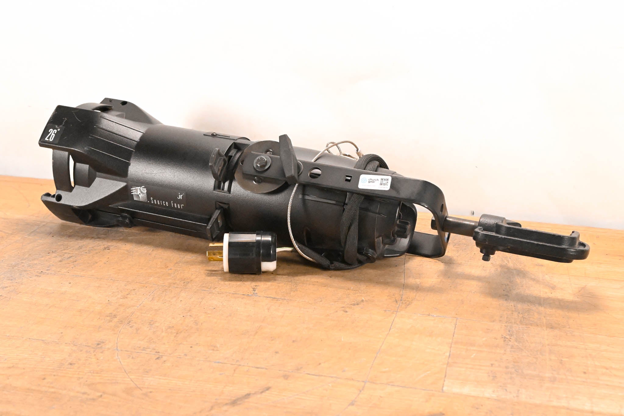 ETC Source Four Jr 26 Degree 575 Ellipsoidal Light