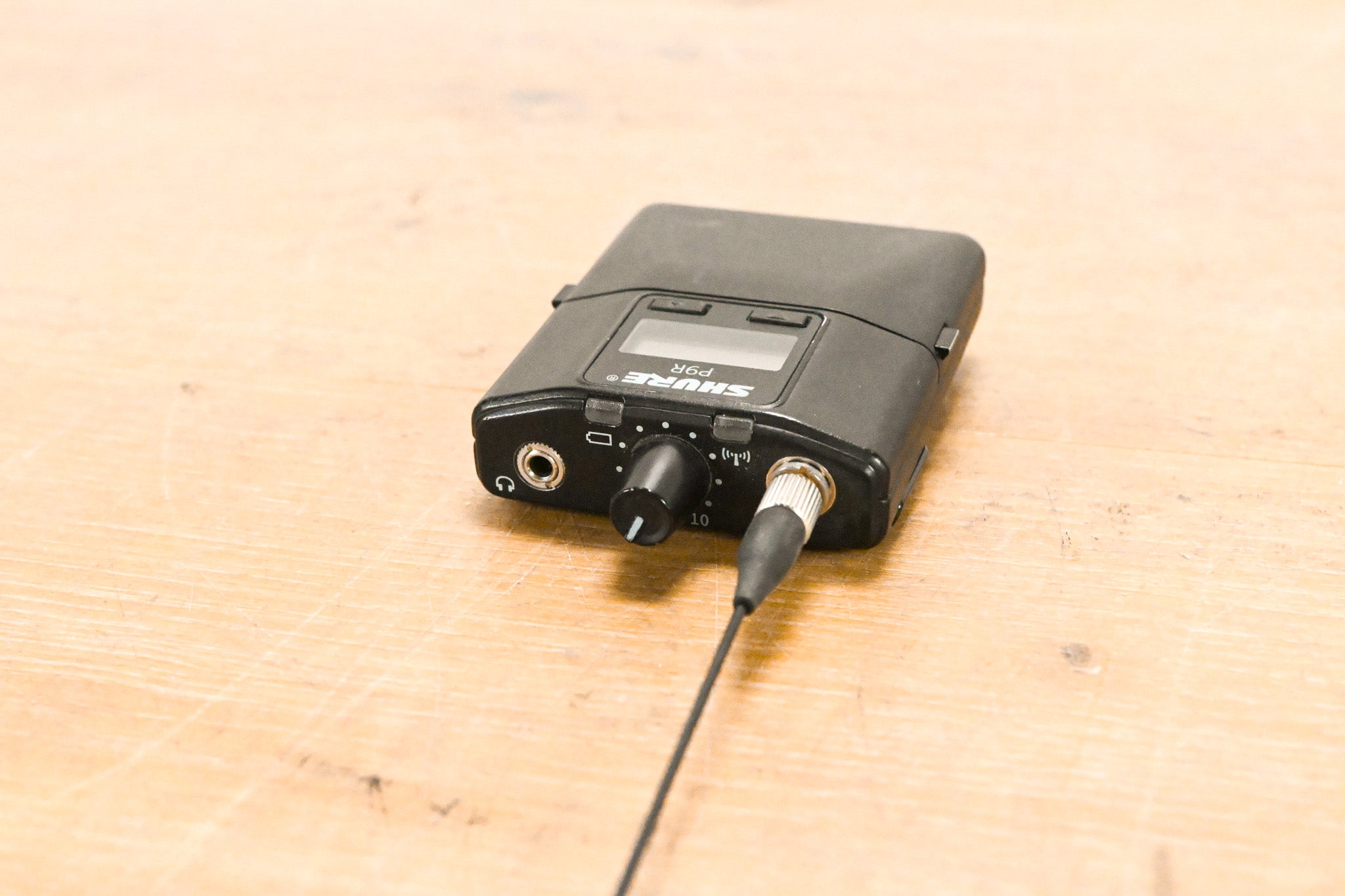 Shure PSM 900 Wireless IEM System L6 Band: 656-692 MHz (NO POWER SUPPLY)