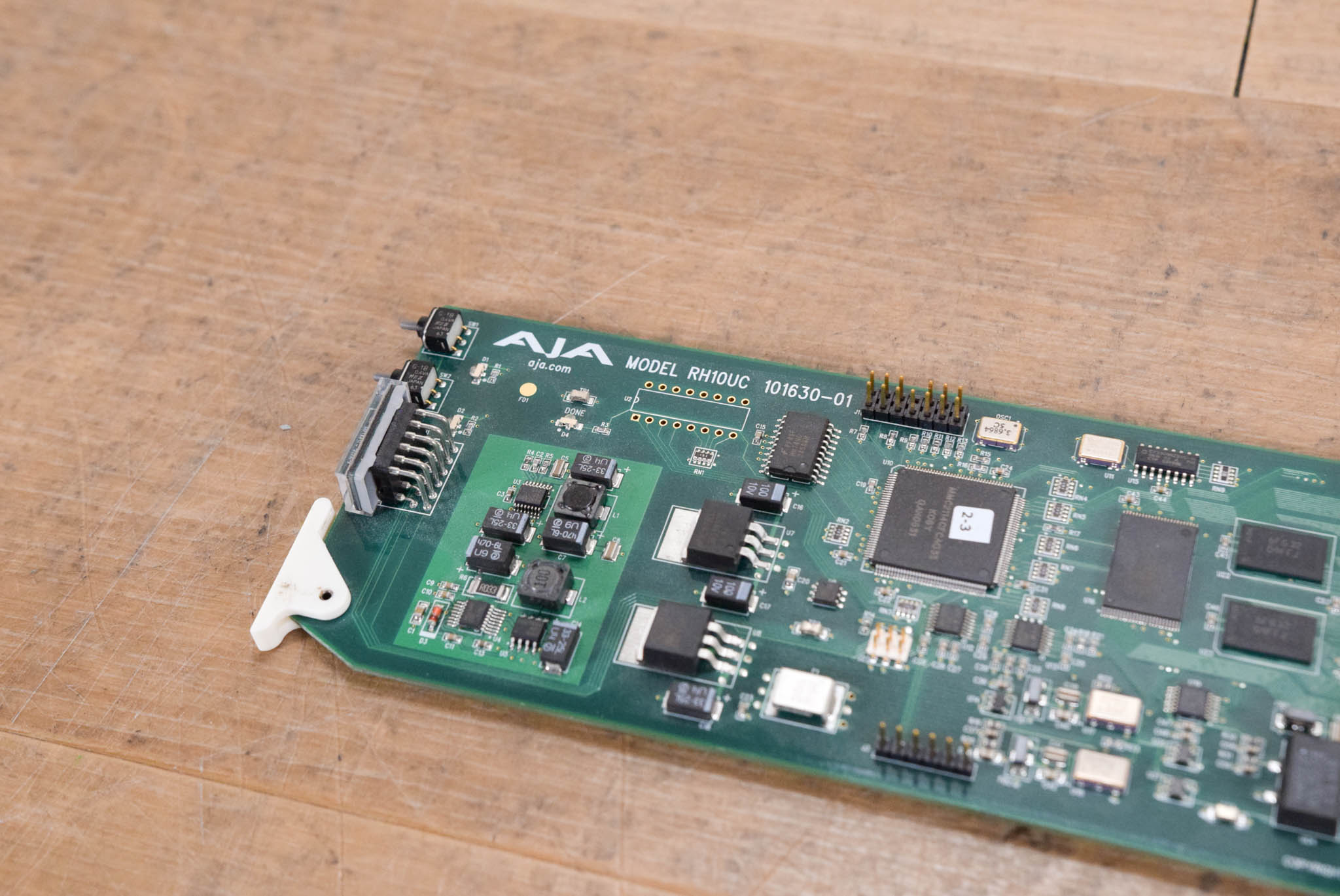 AJA RH10UC 10-bit SDI to HD-SDI Up-Converter