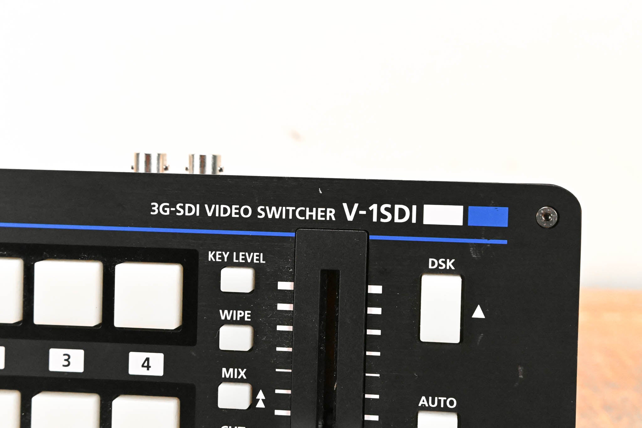 Roland V-1SDI 4-Channel 3G-SDI Video Switcher (NO POWER SUPPLY)