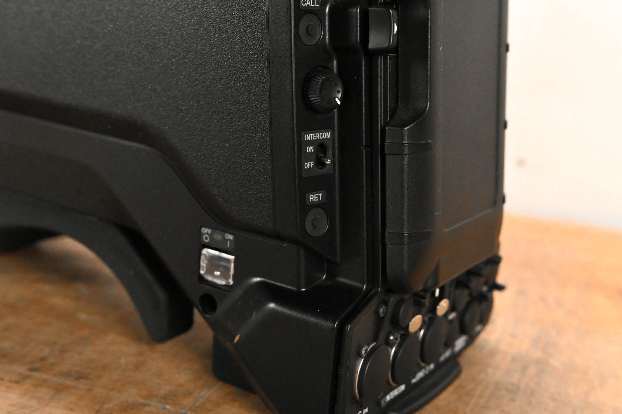 Sony HXC-D70 HD/SD Studio Camera