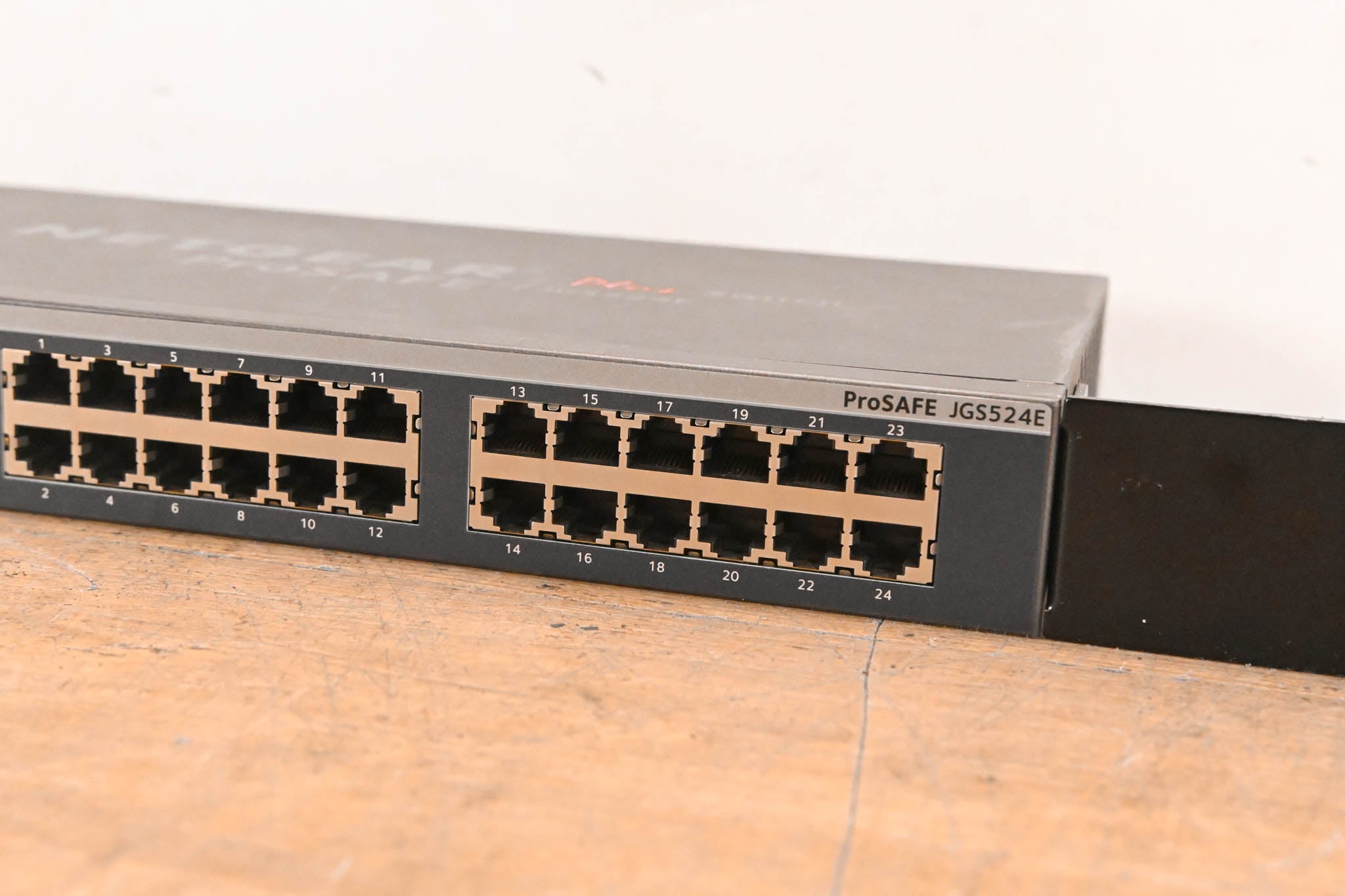 NETGEAR JGS524Ev2 ProSAFE Plus Switch 24-Port Gigabit Switch