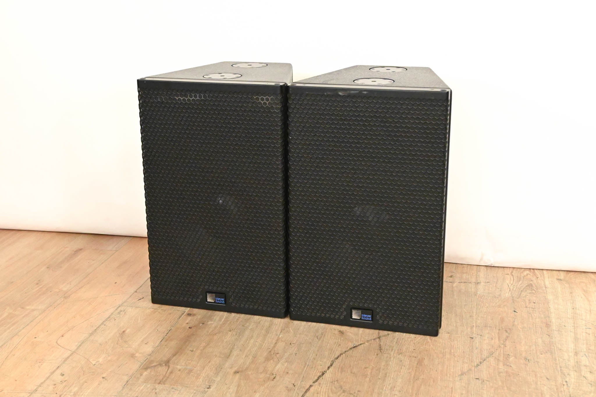 Meyer Sound UPA-1P Compact Wide Coverage Loudspeaker (PAIR)