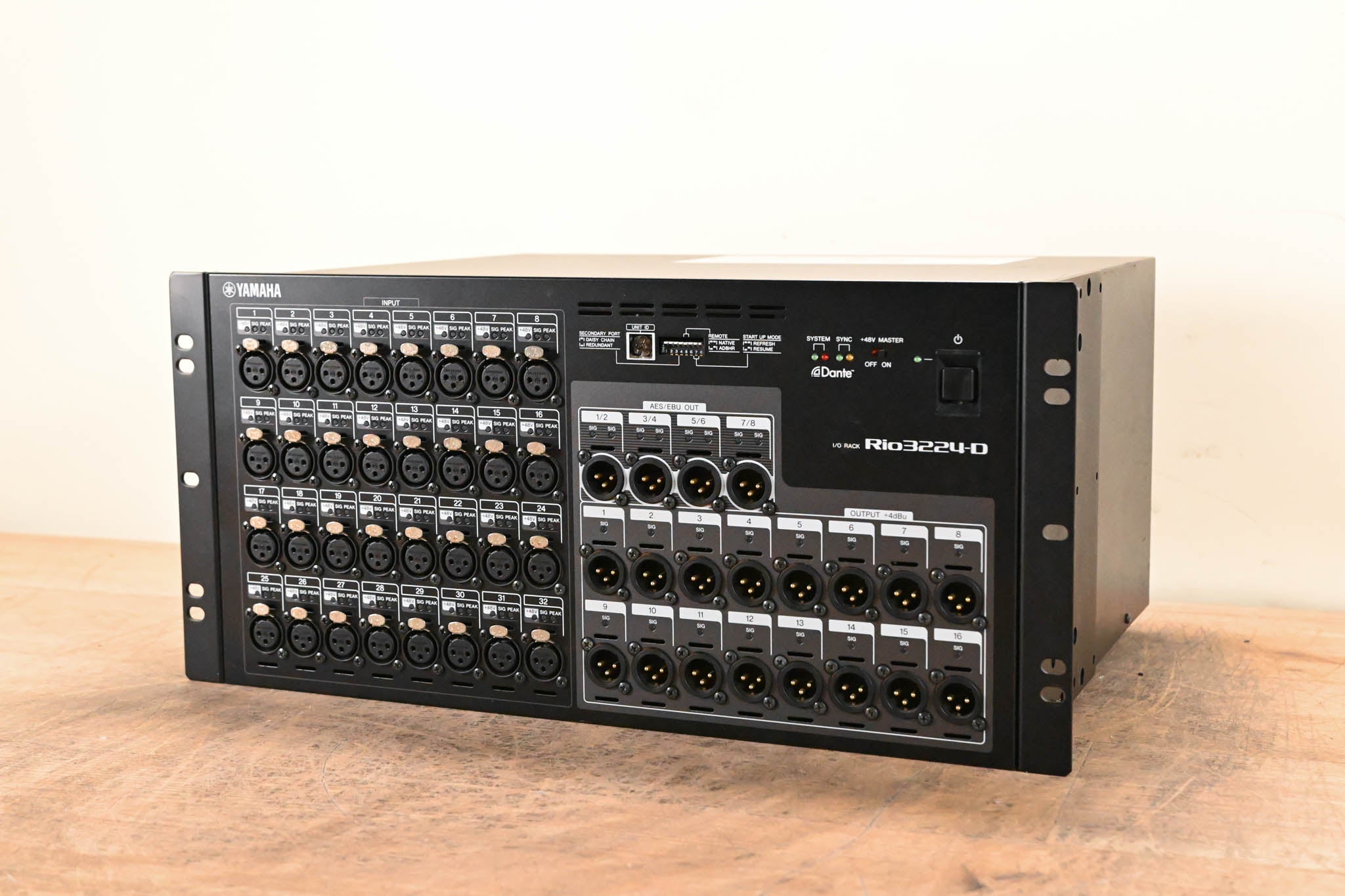 Yamaha Rio3224-D Rio Series 32x16 Remote Stage Box