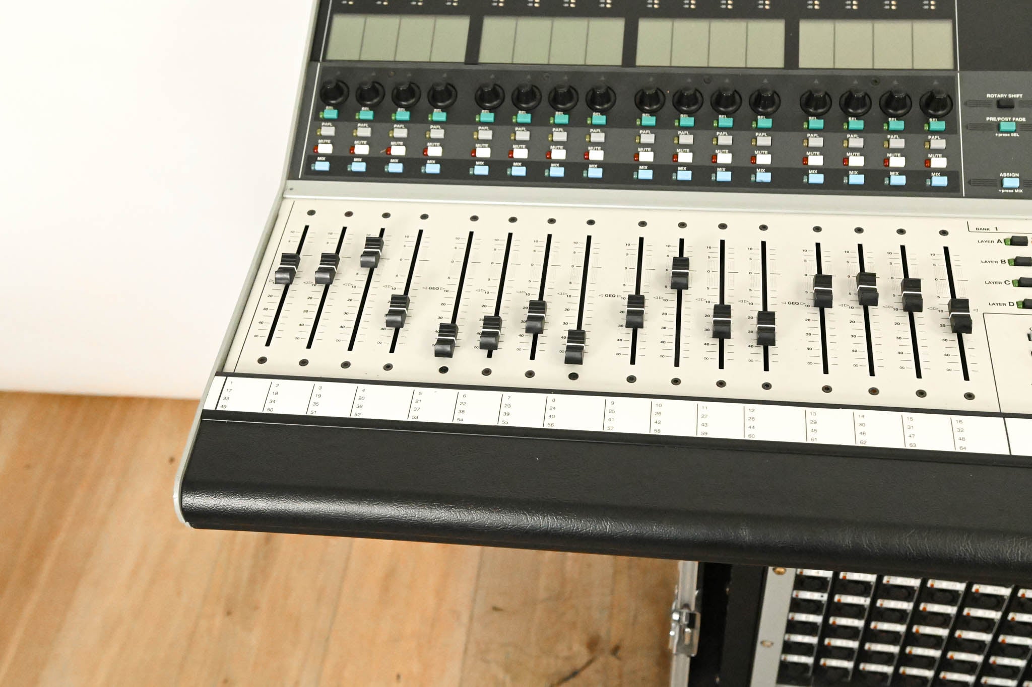 Allen & Heath iLive-144 Digital Mixing Console with iDR-64 Mix Engine