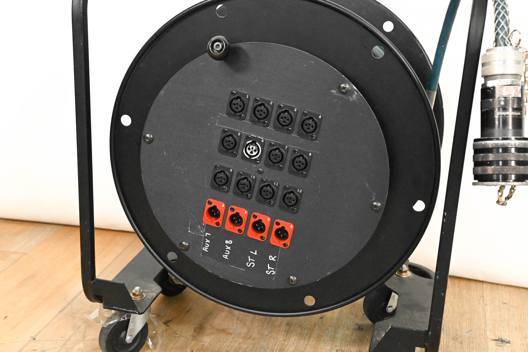 Whirlwind 12x4 Reel Snake with W5IRP Connector - 200ft