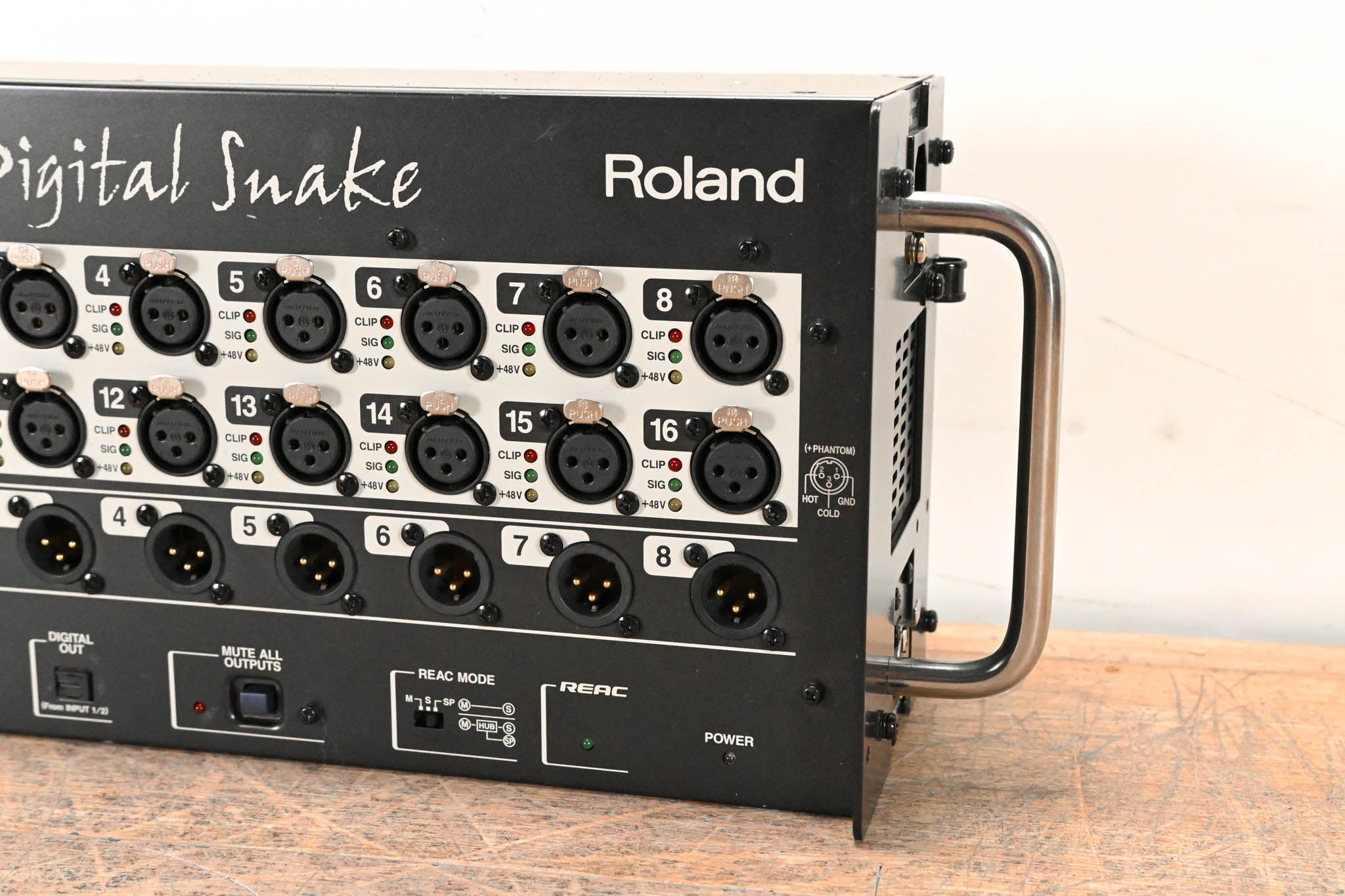 Roland S-1608 16 x 8 Stage Unit