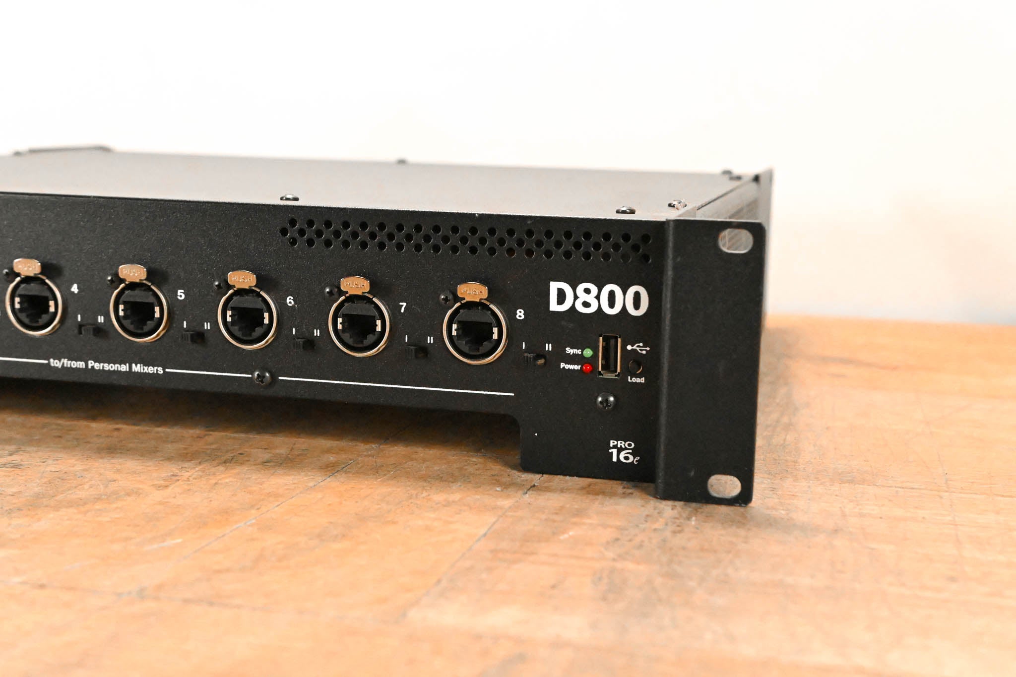 Aviom D800 A-Net Distributor