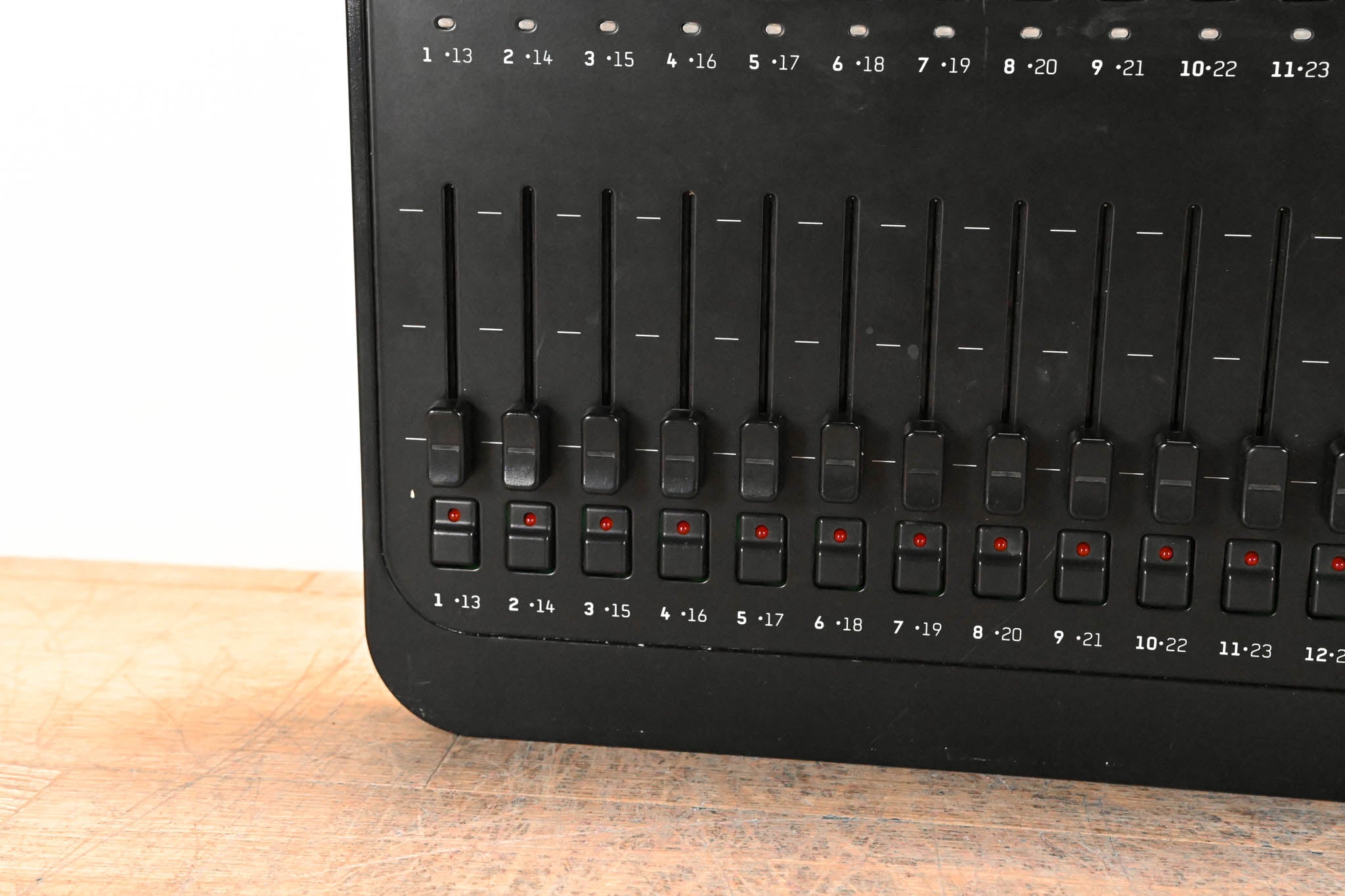 Jands Stage CL Compact Lighting Console (NO POWER SUPPLY)
