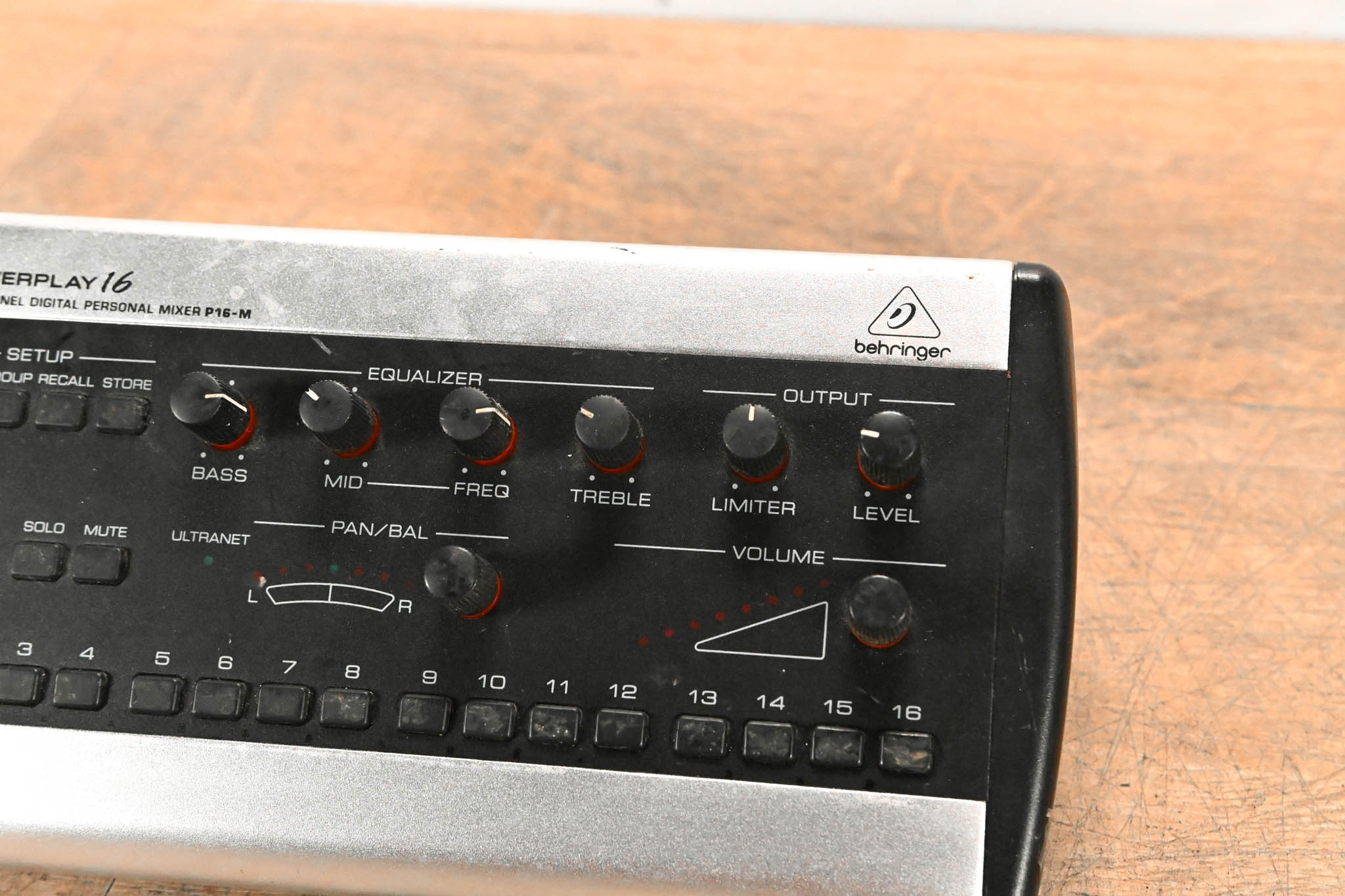 Behringer Powerplay P16-M 16-Channel Digital Personal Mixer