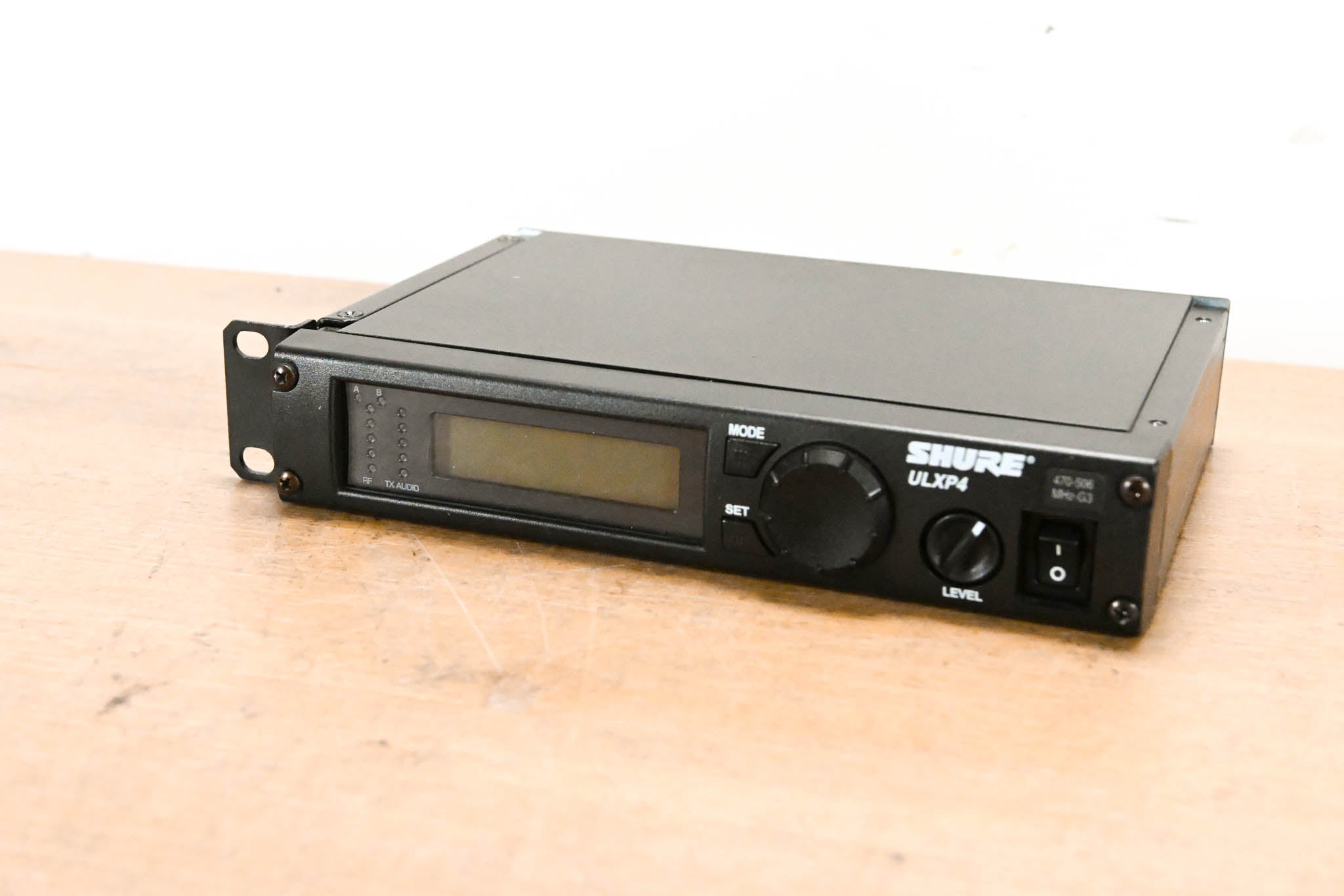 Shure ULXP4 Wireless Receiver - G3 Band: 470-506 MHz (NO POWER SUPPLY)