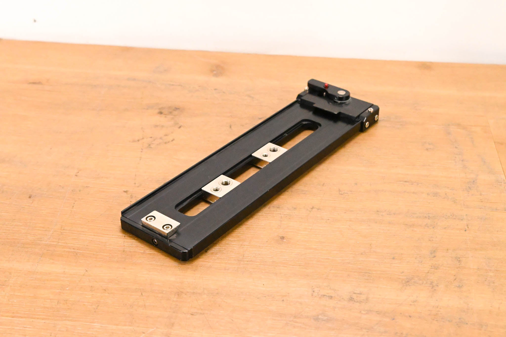 Hitachi TA-Z3 Tripod Quick Release Adapter