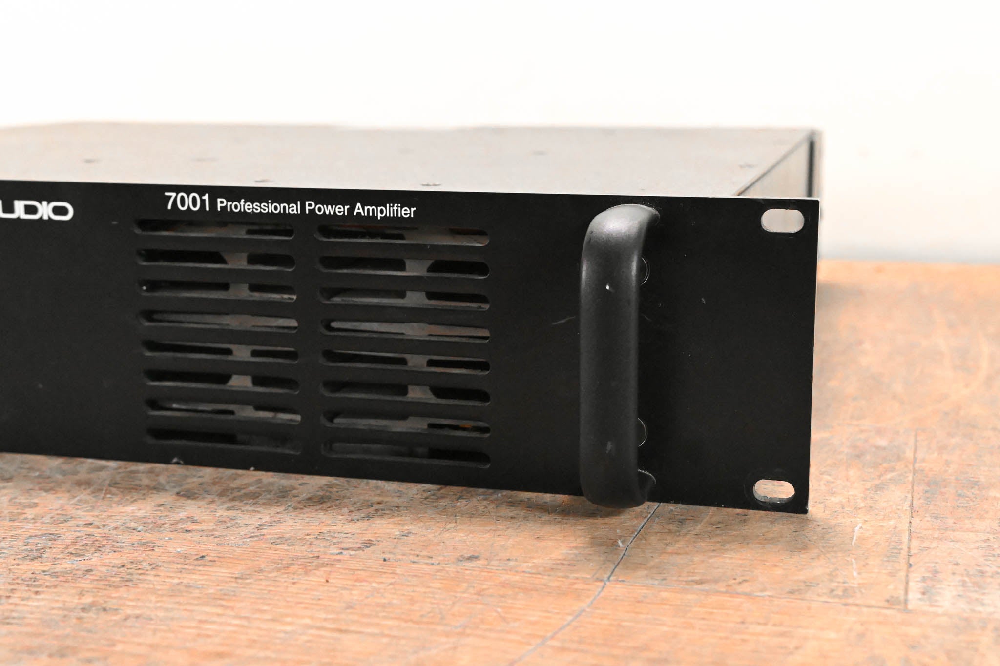 Crest Audio 7001 2-Channel Power Amplifier