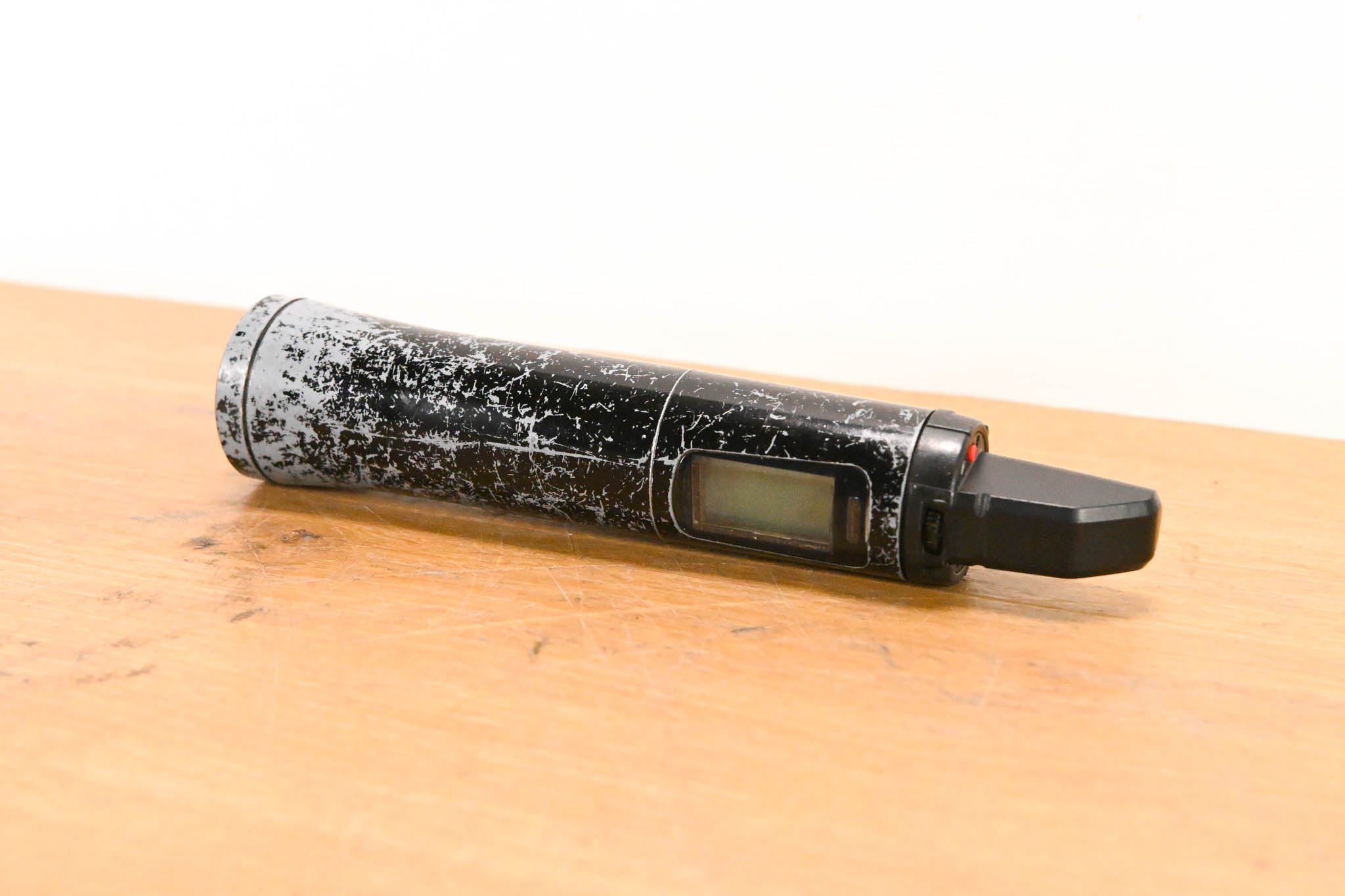 Sennheiser EM 2050 Wireless Receiver w/ Handheld - 558-626MHz NO CAPSULE