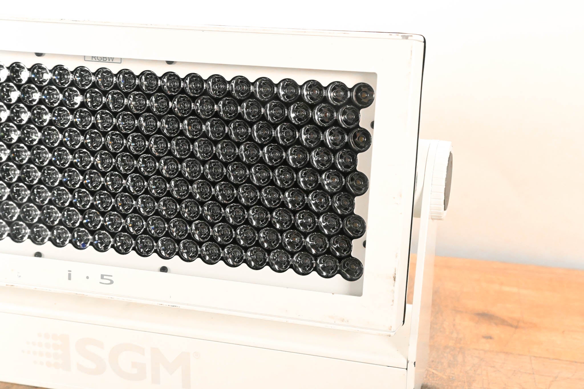 SGM i·5 RGBW POI Outdoor LED Wash Light