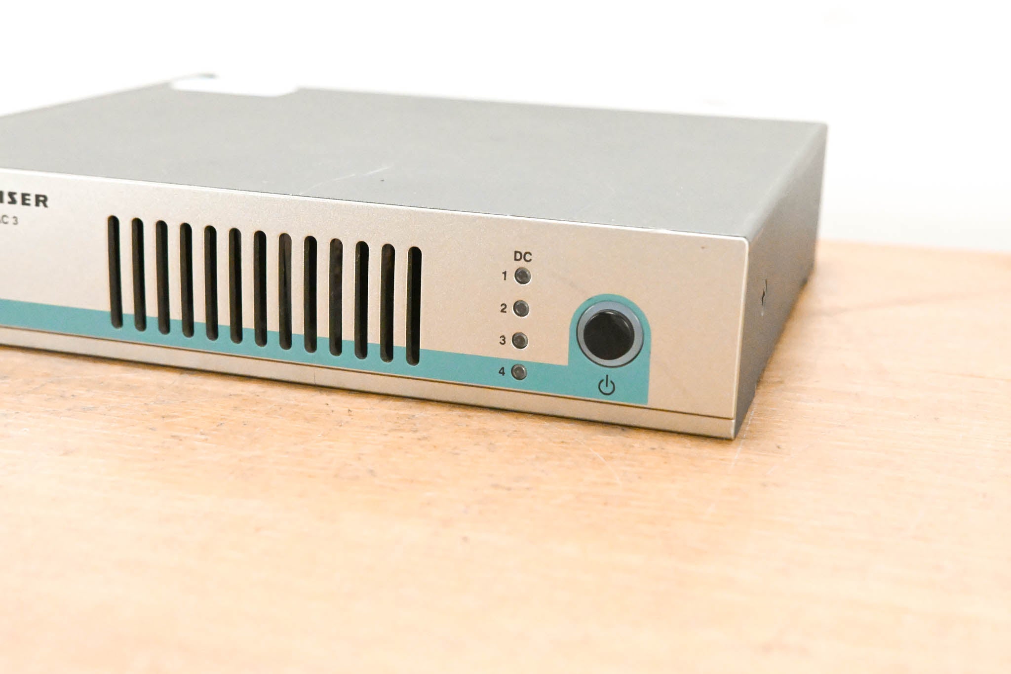 Sennheiser AC 3 Antenna Combiner - 500-870 MHz (NO POWER SUPPLY)