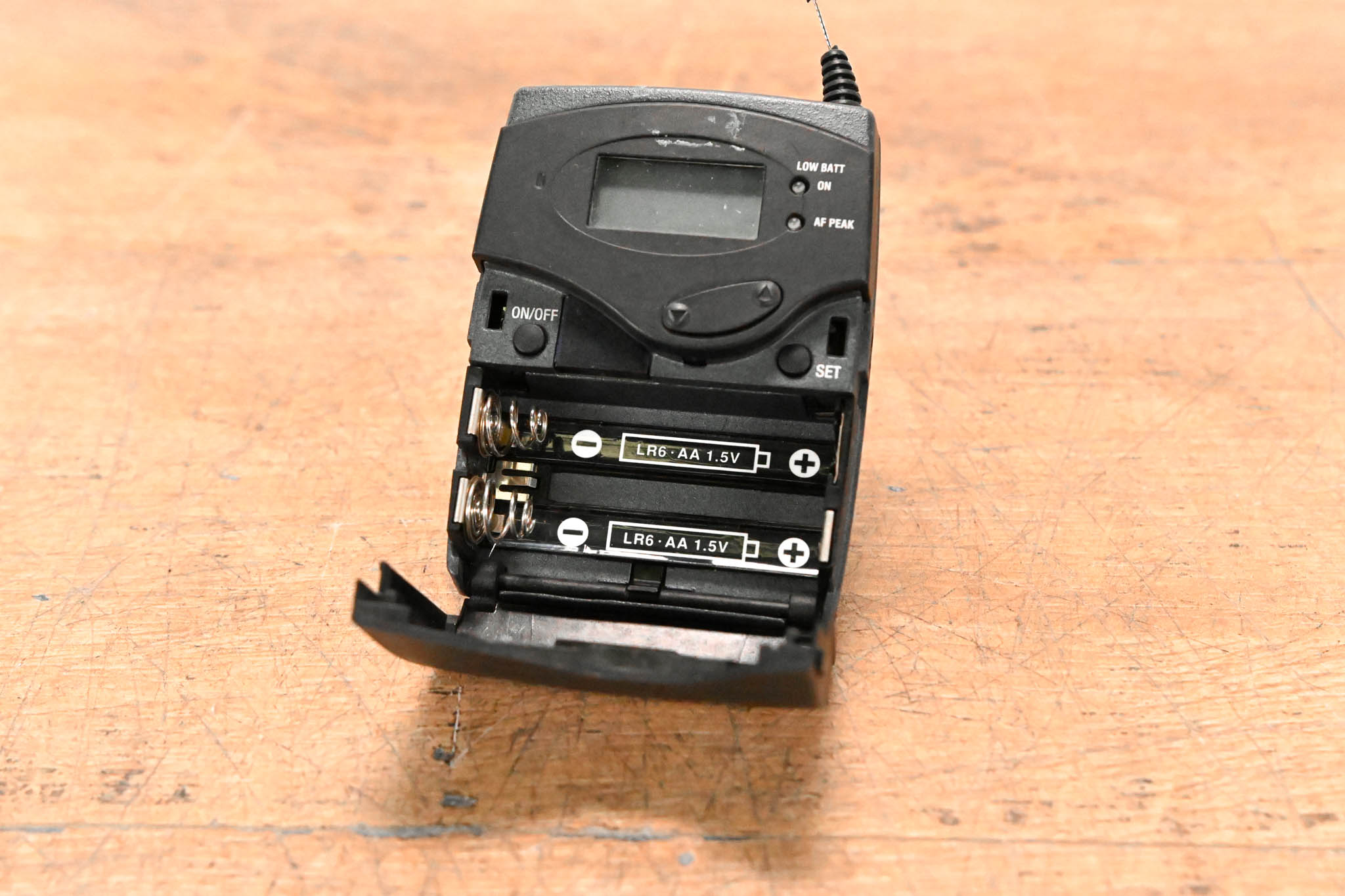 Sennheiser SK 100 G2 Bodypack Wireless Transmitter A Range: 518-554 MHz