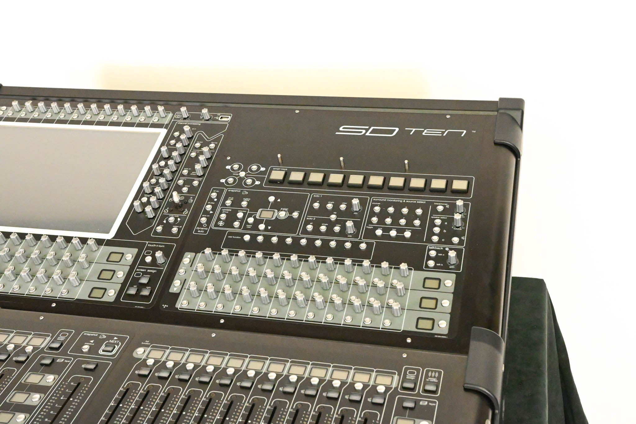 DiGiCo SD10-24 Digital Mixing Console w/ ST Optical