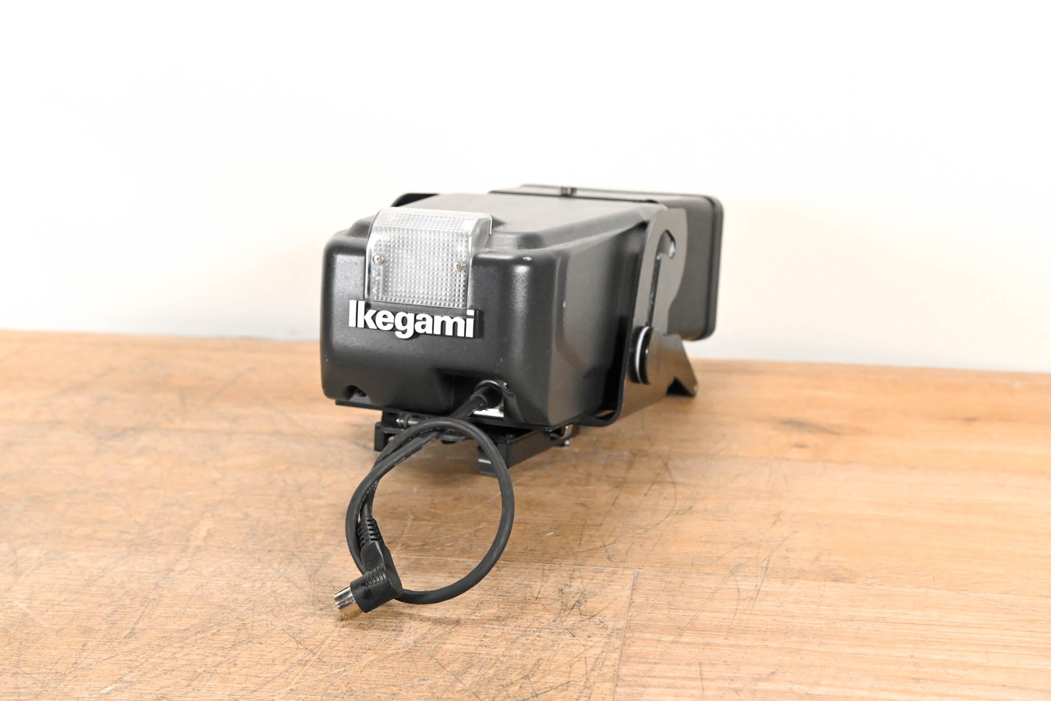 Ikegami VF5075W 5-Inch Studio Viewfinder