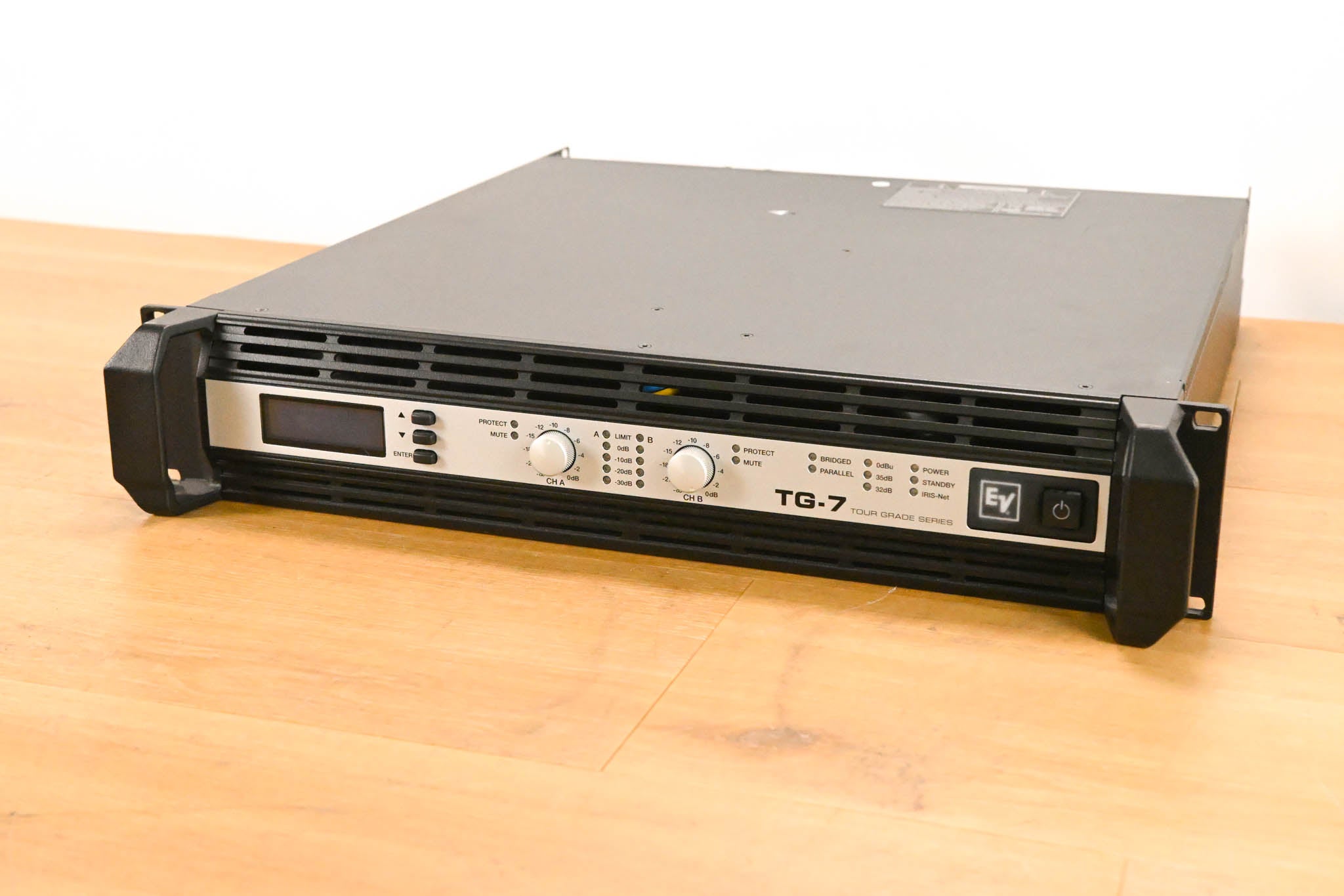 Electro-Voice (EV) TG-7 Tour-Grade Stereo Power Amplifier