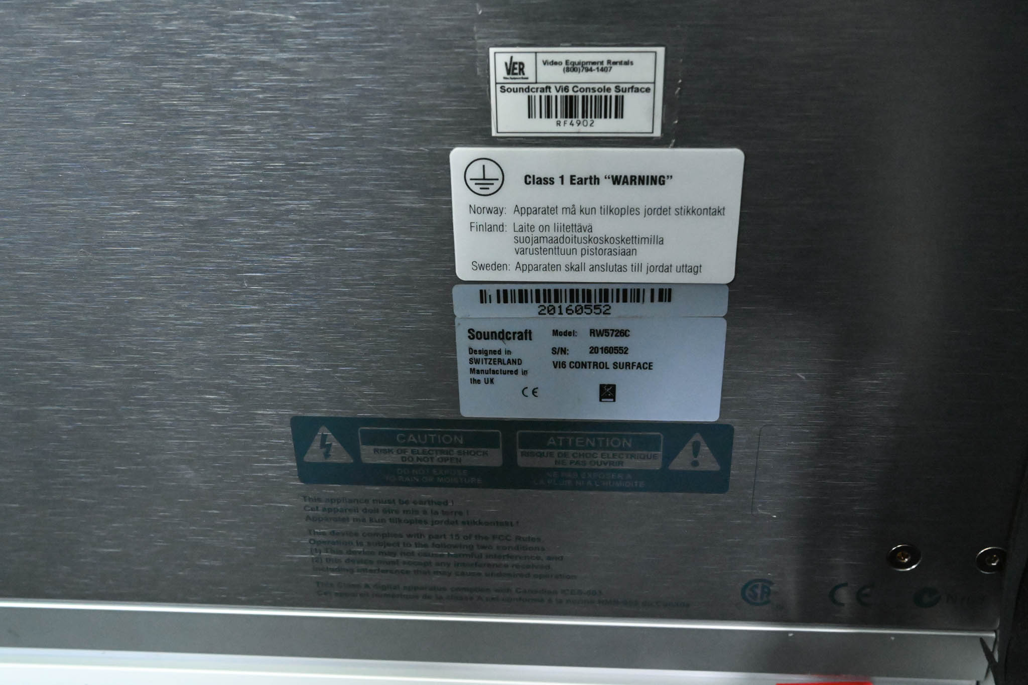 Soundcraft Vi6 Console with Local Rack, Stage Box, and Breakout Box