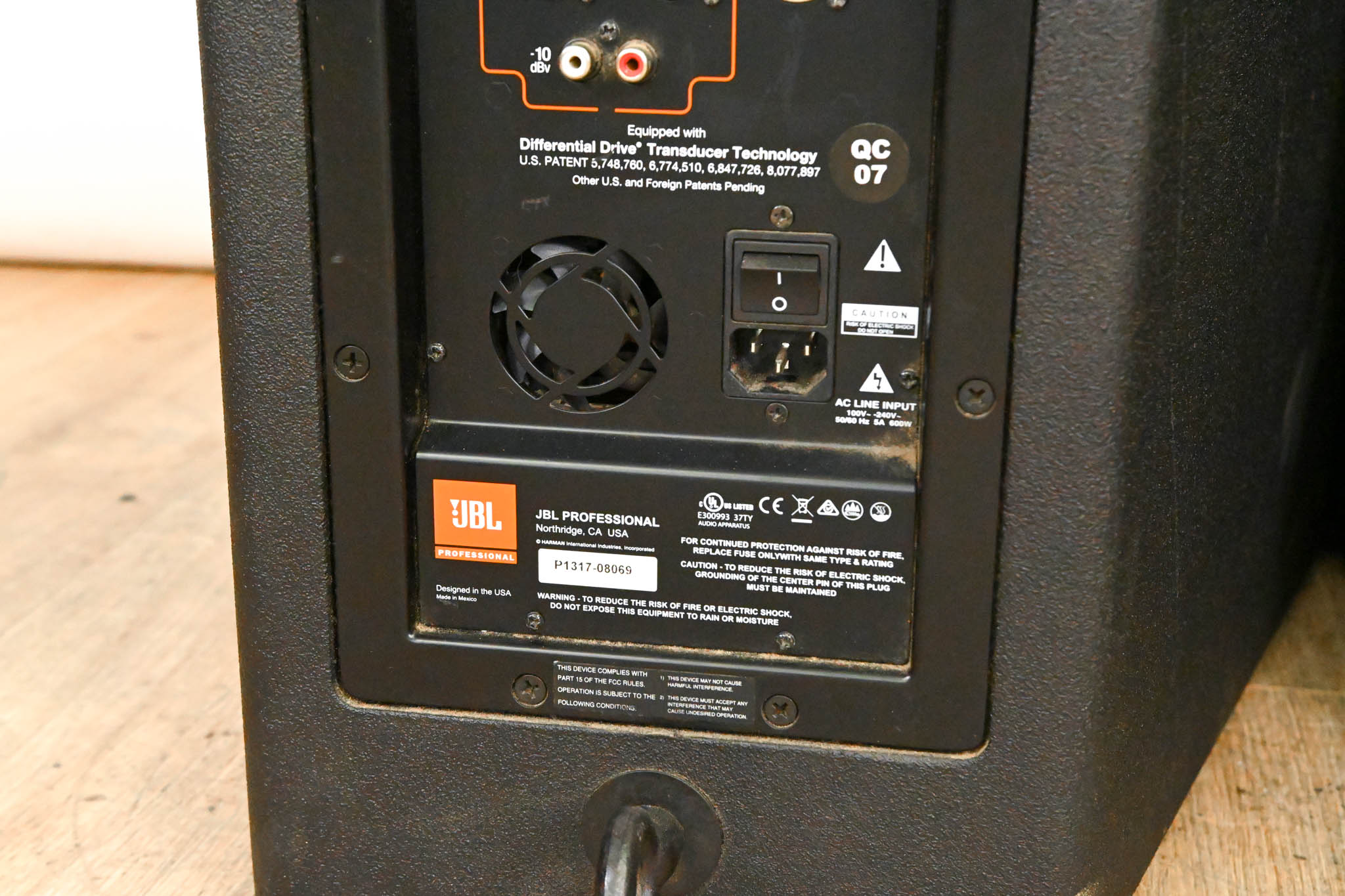 JBL PRX735 15" Three-Way Full-Range Main System (PAIR)
