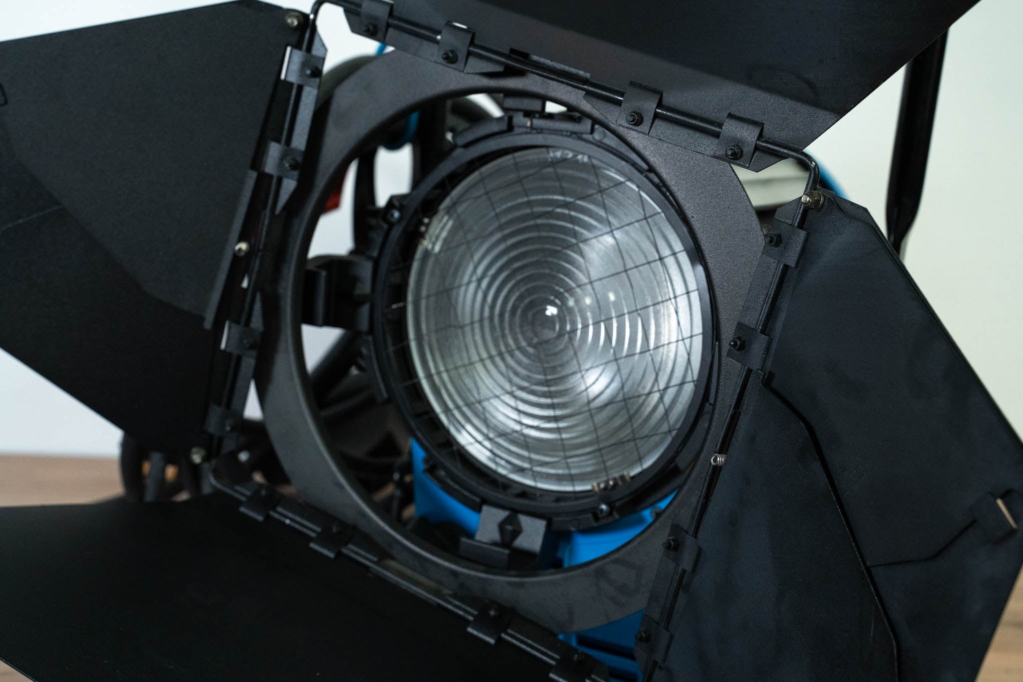 ARRI 2000 Fresnel Light Fixture