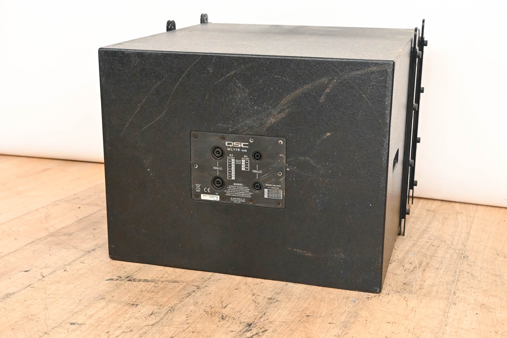 QSC WL118-sw 18" 850W Passive Line Array Subwoofer