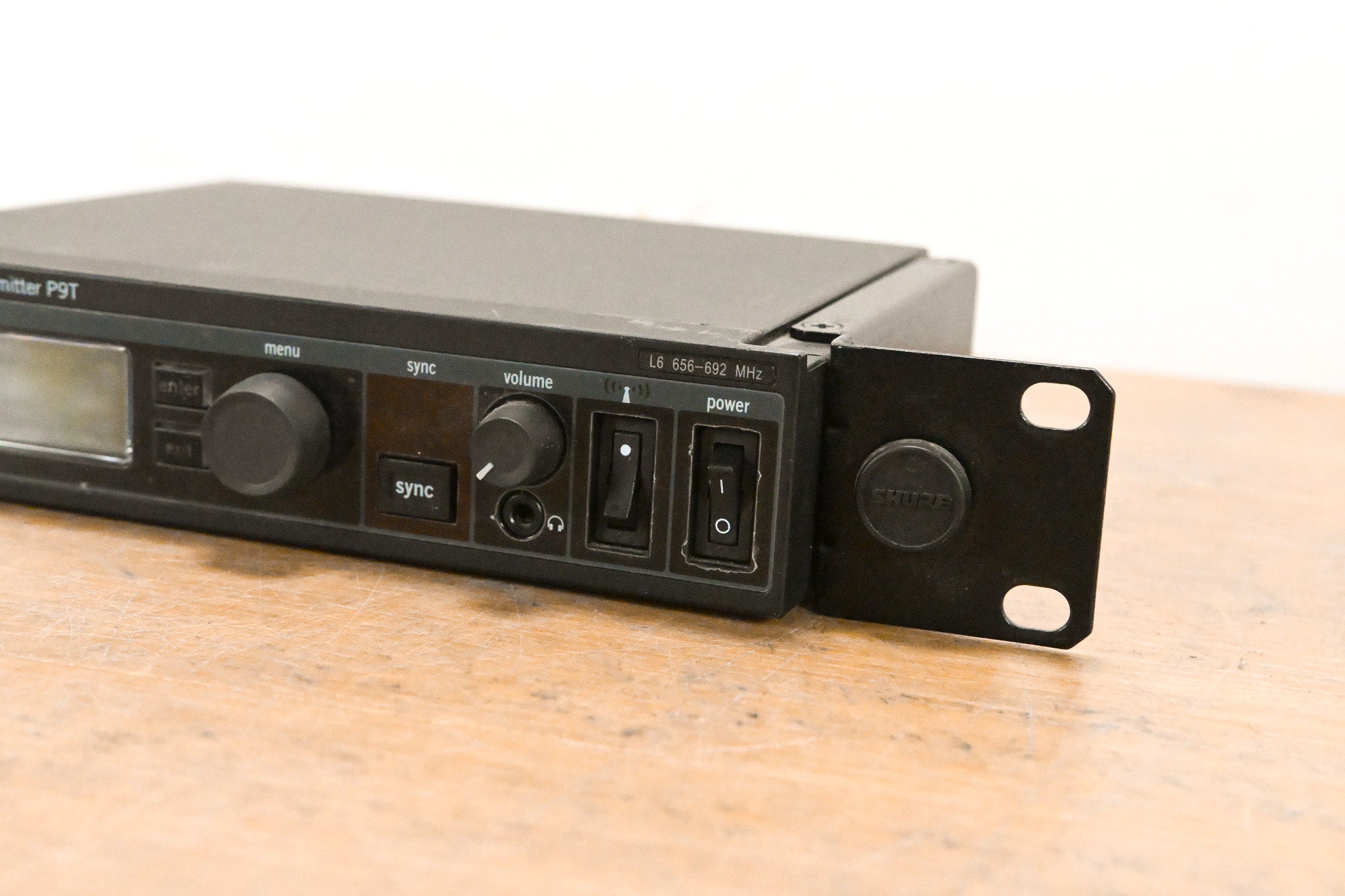 Shure PSM 900 Wireless IEM System L6 Band: 656-692 MHz (NO POWER SUPPLY)