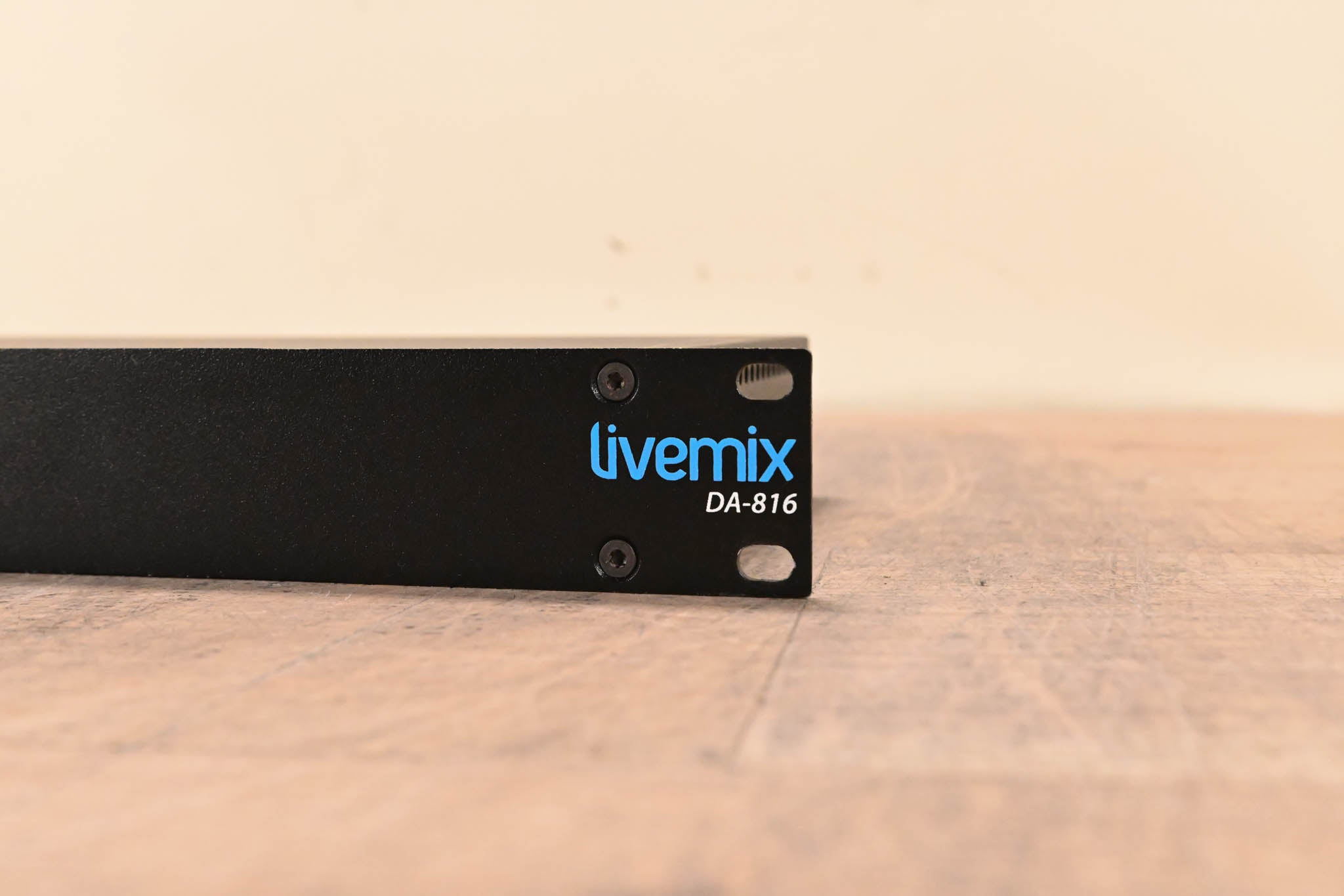 Digital Audio Labs Livemix DA-816 Analog Output Unit (NO POWER SUPPLY)