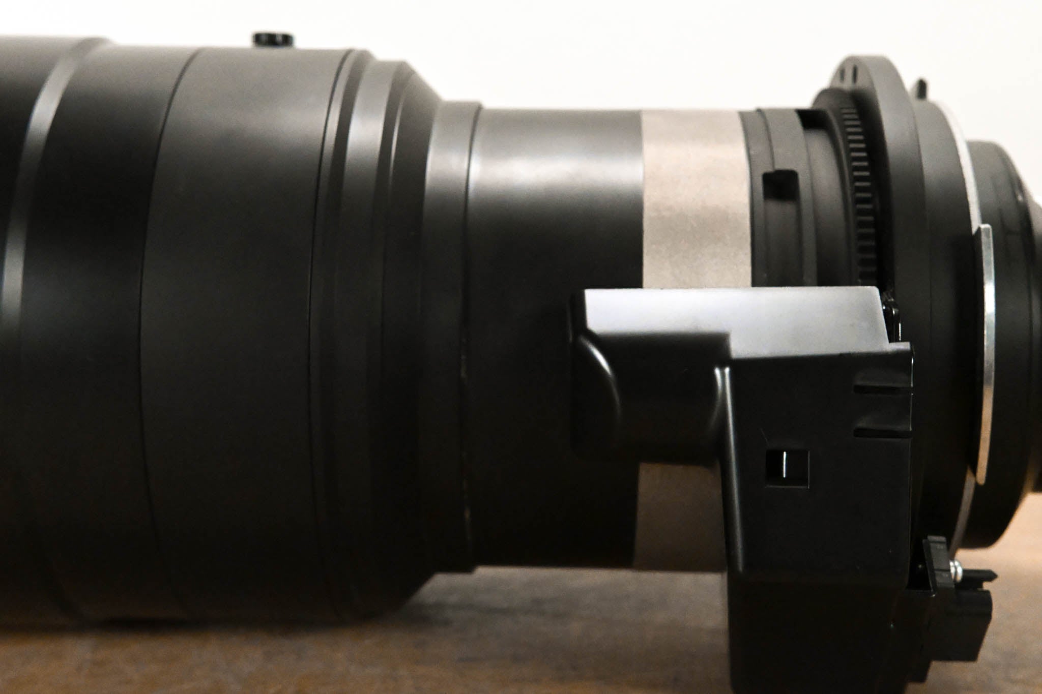 Panasonic ET-D75LE6 3-Chip DLP Projector Zoom Lens