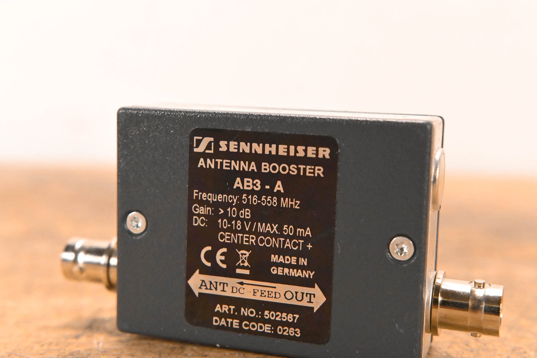 Sennheiser AB3-A Antenna Booster - A Range: 516-558 MHz