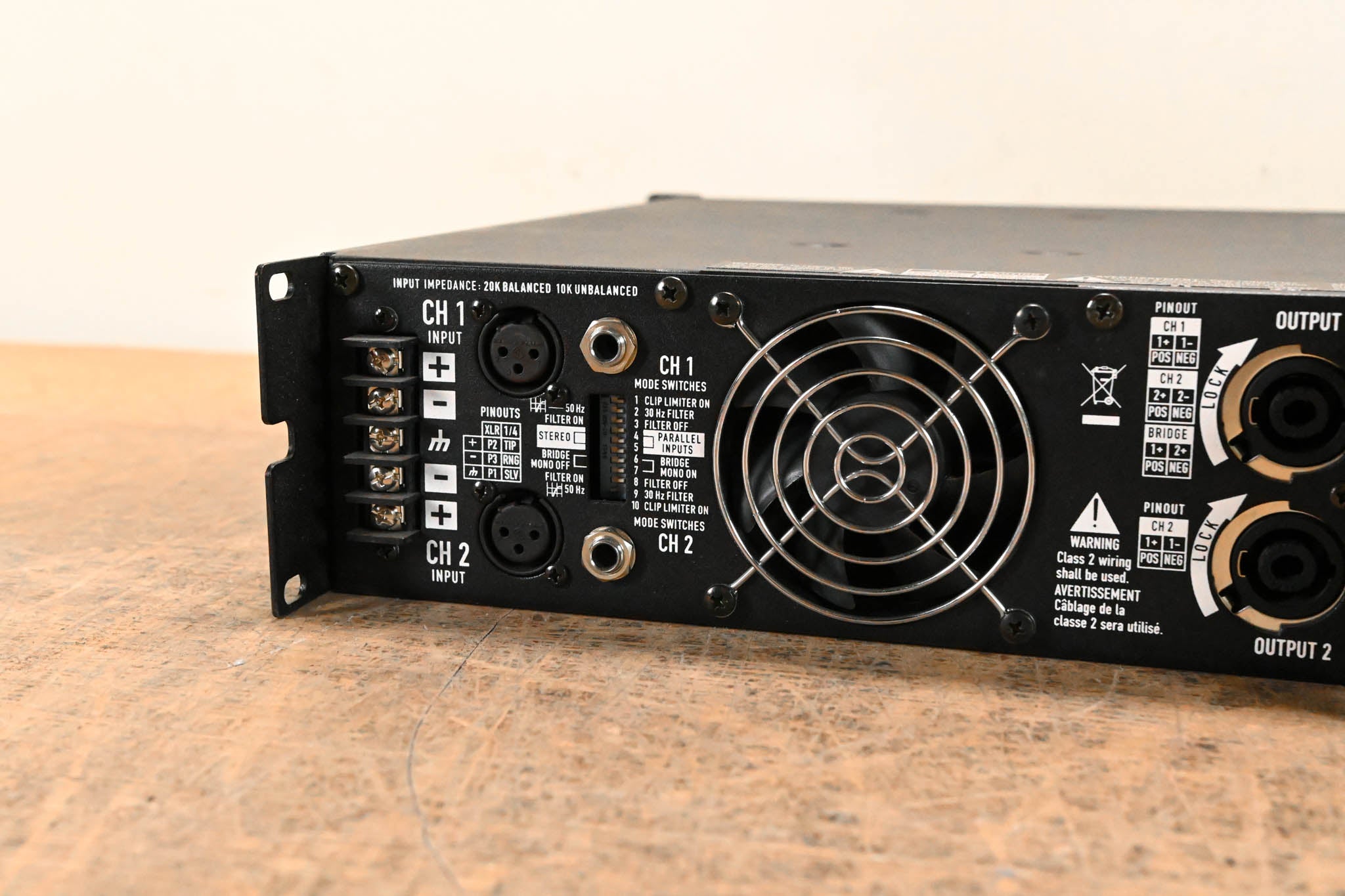 QSC RMX2450 2-Channel Power Amplifier