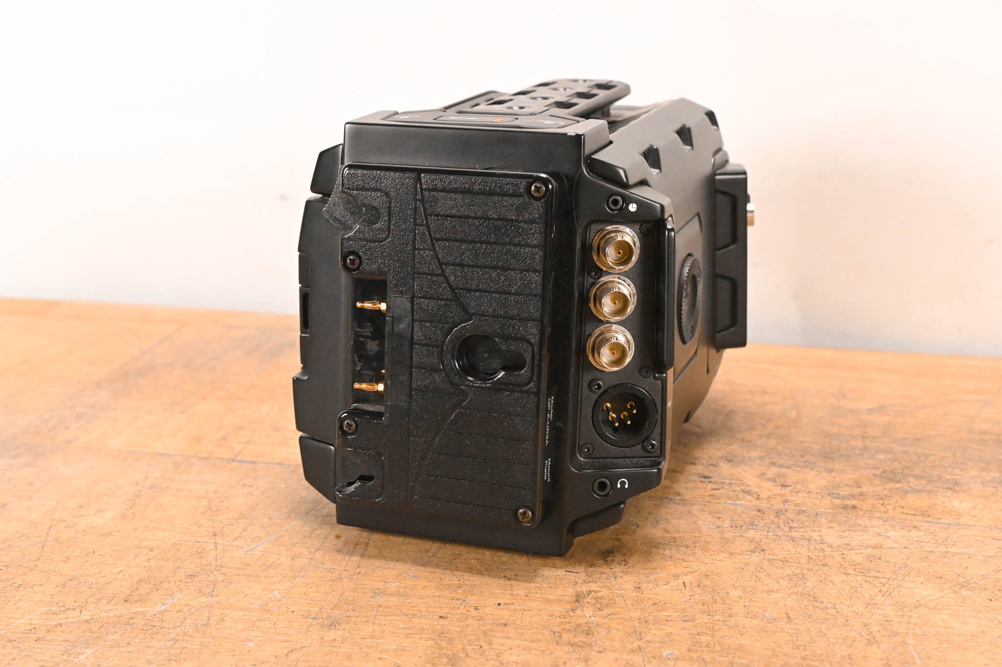 Blackmagic Design URSA Mini Pro 4.6K G2 Digital Cinema Camera