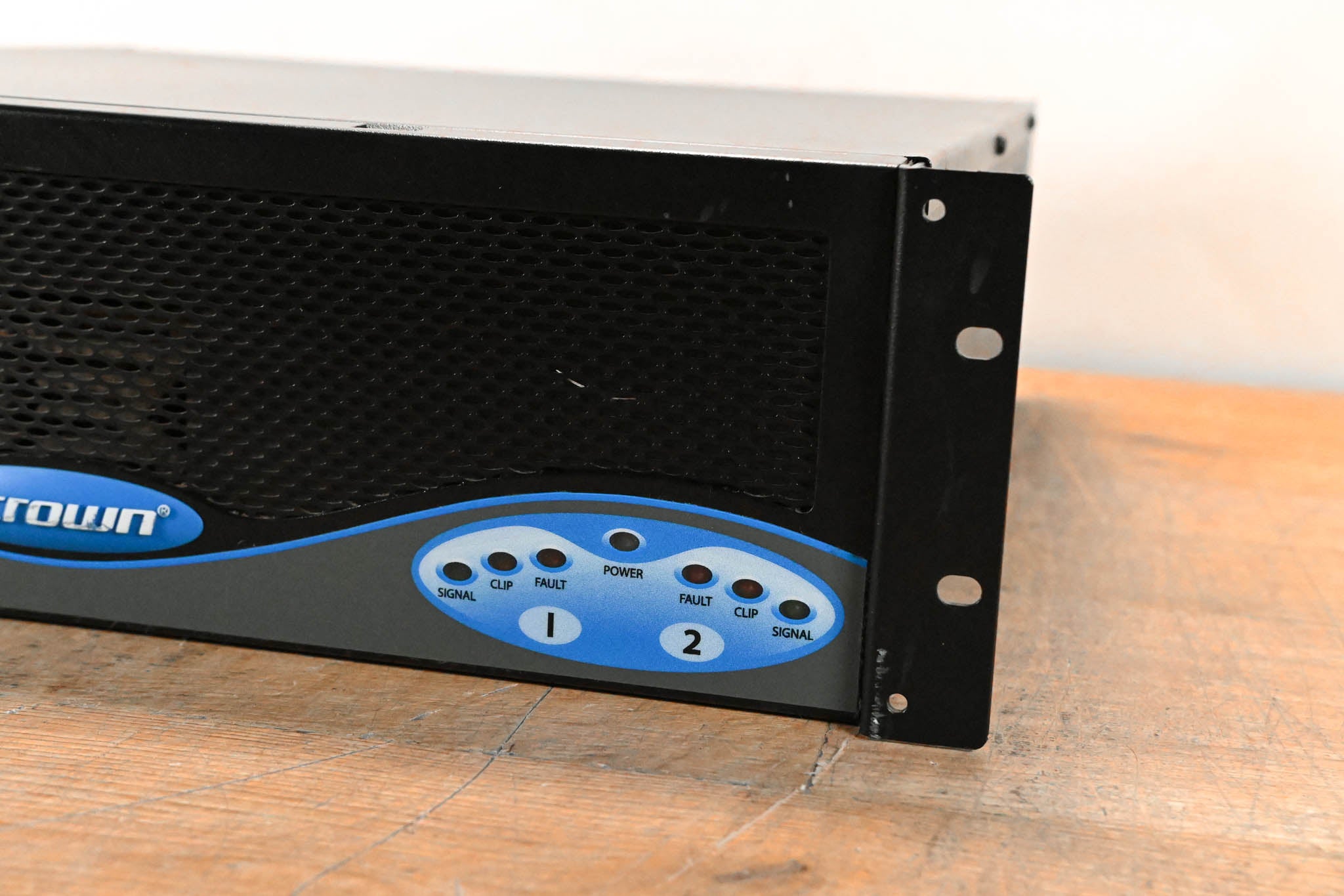 Crown CL4 2-Channel Power Amplifier