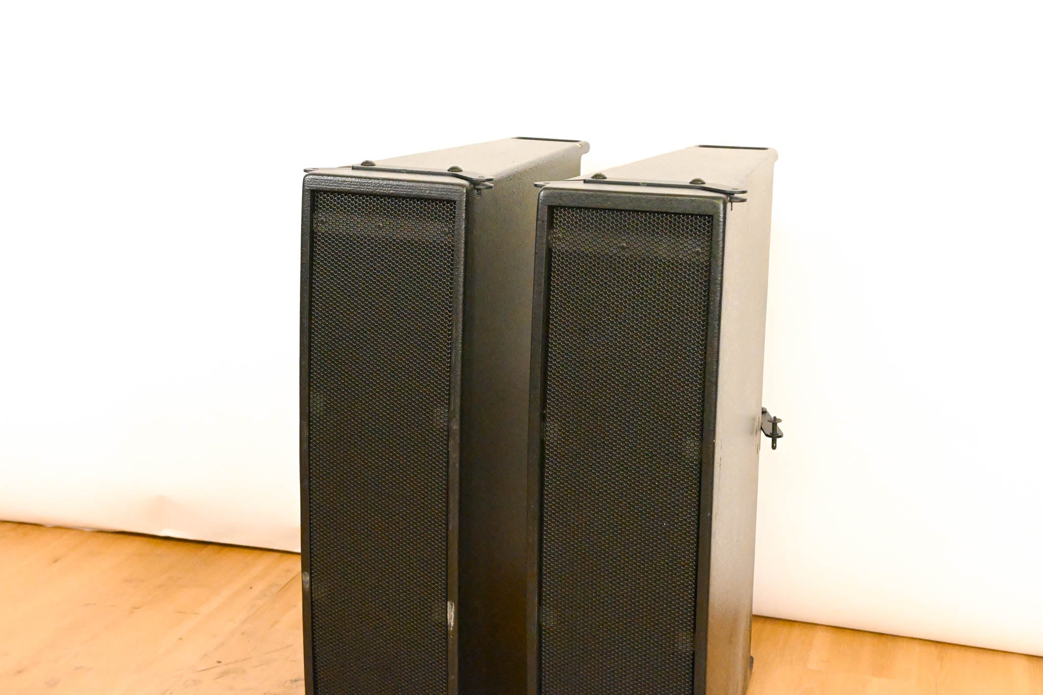 SLS CPA7600 Compact 3-Way Line Array Speaker (PAIR)