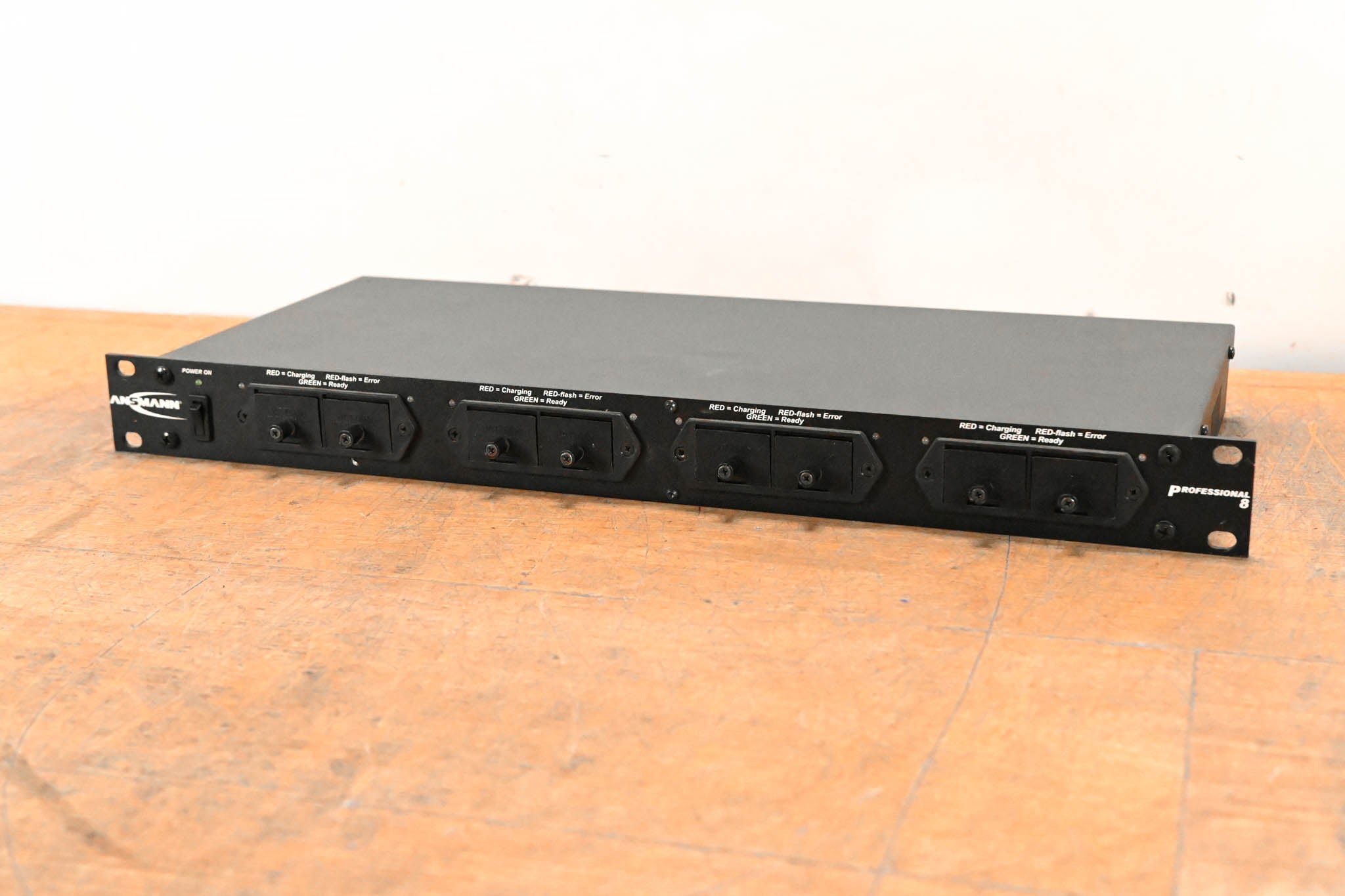 Ansmann Professional 8 - 9V Rack Mount Battery Charger