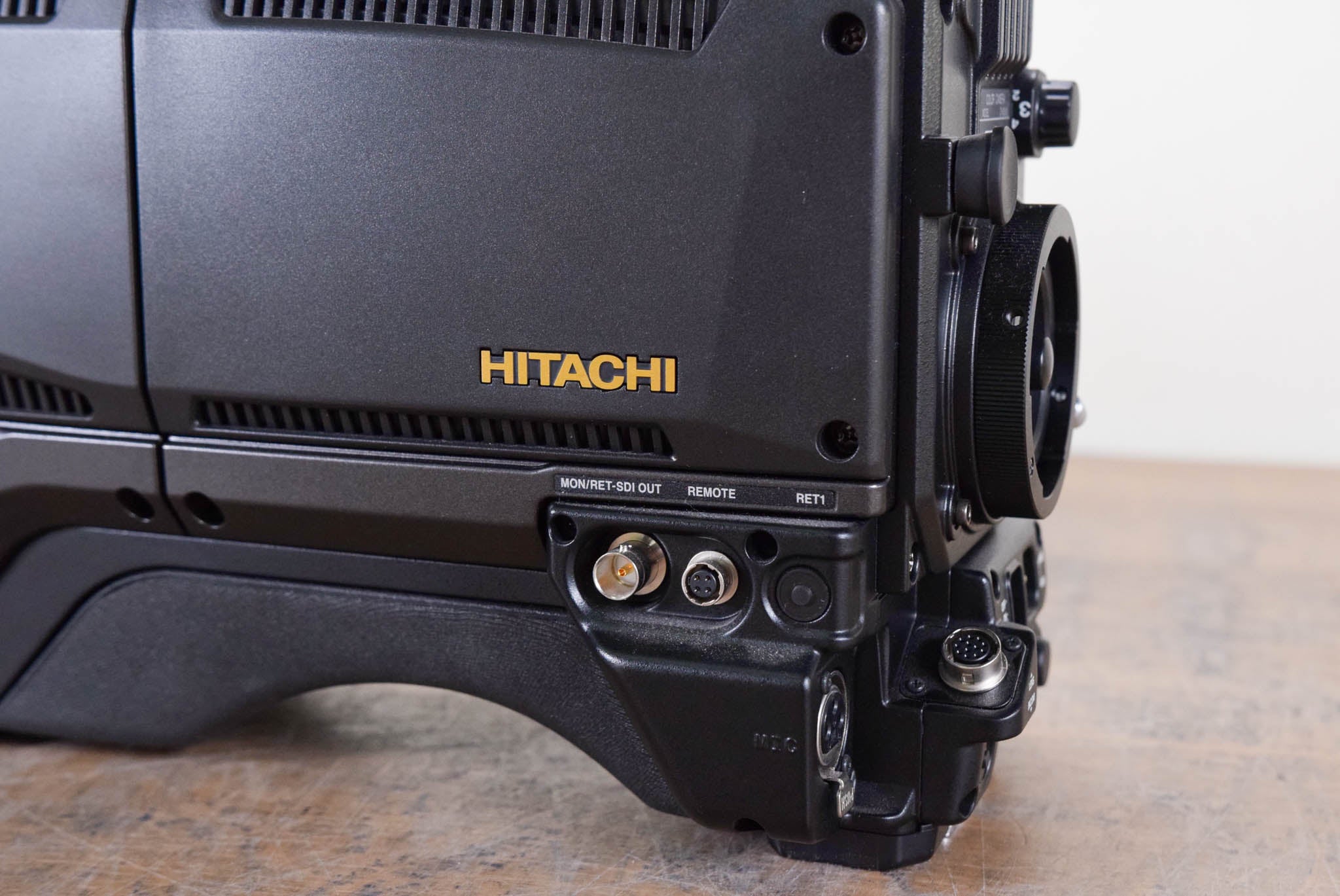 Hitachi Z-HD5000 HDTV Camera with CA-HF1000 Camera Adaptor