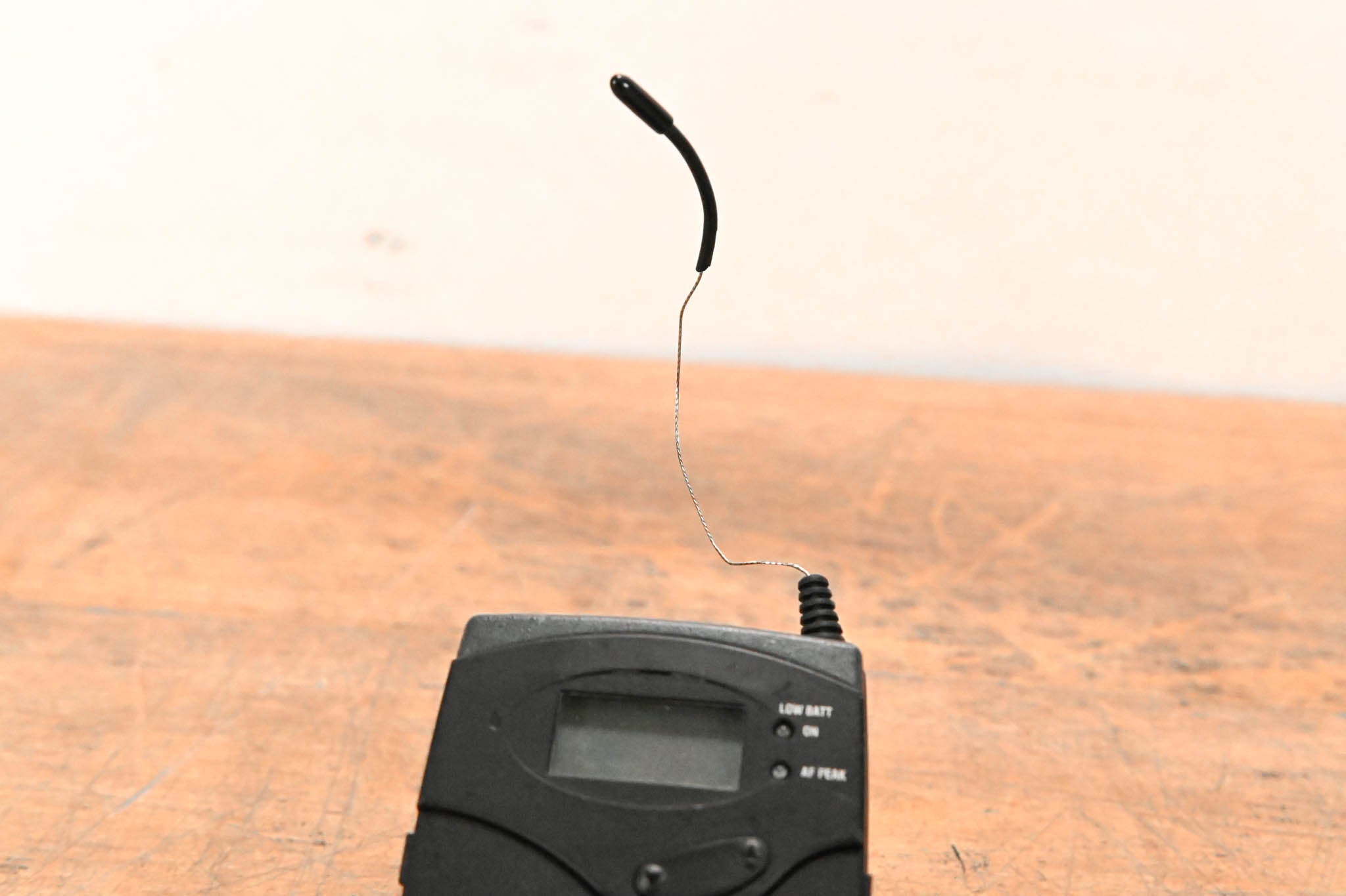 Sennheiser SK 100 G2 Bodypack Wireless Transmitter A Range: 518-554 MHz