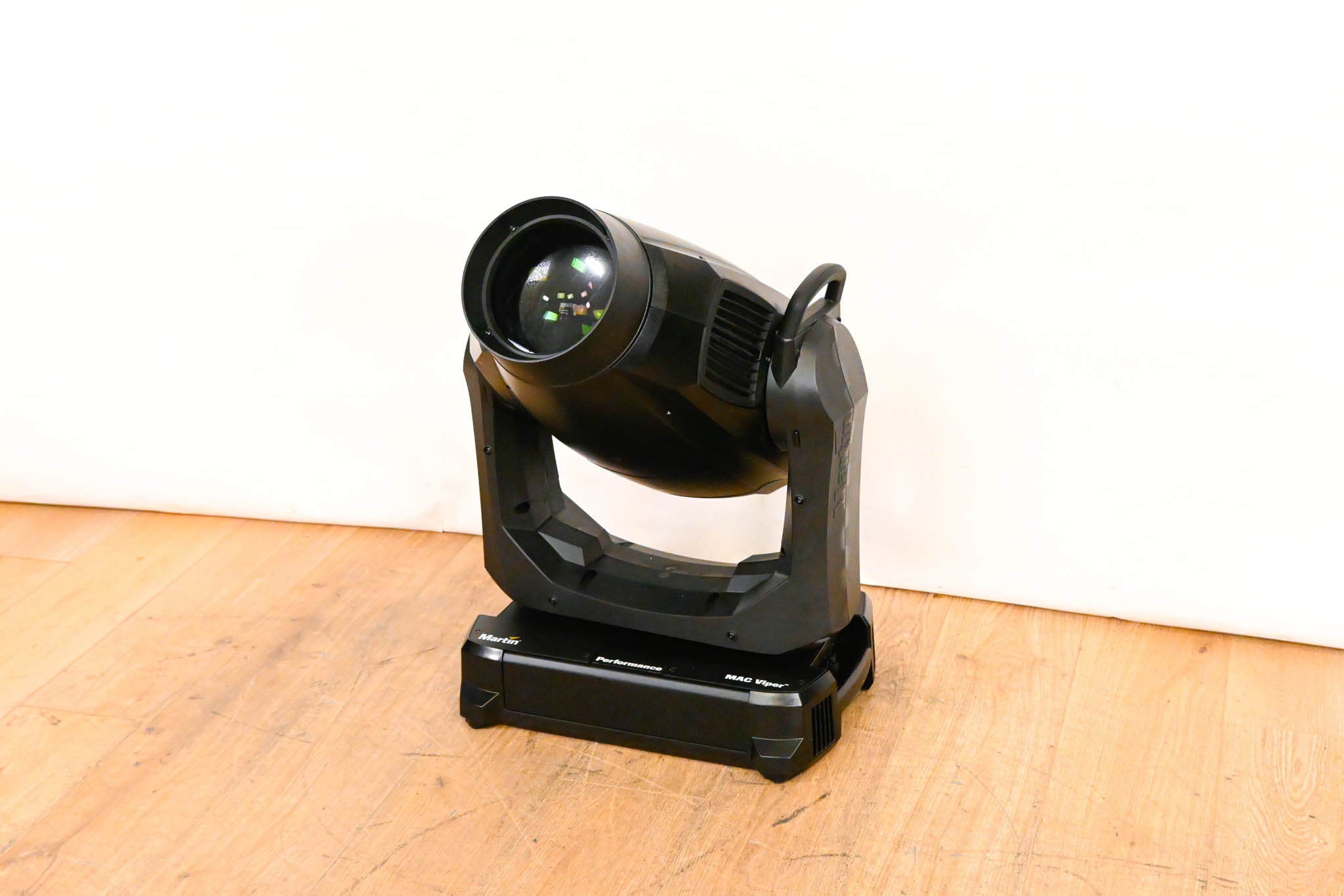 Martin MAC Viper Performance 1000W CMY Framing Moving Head