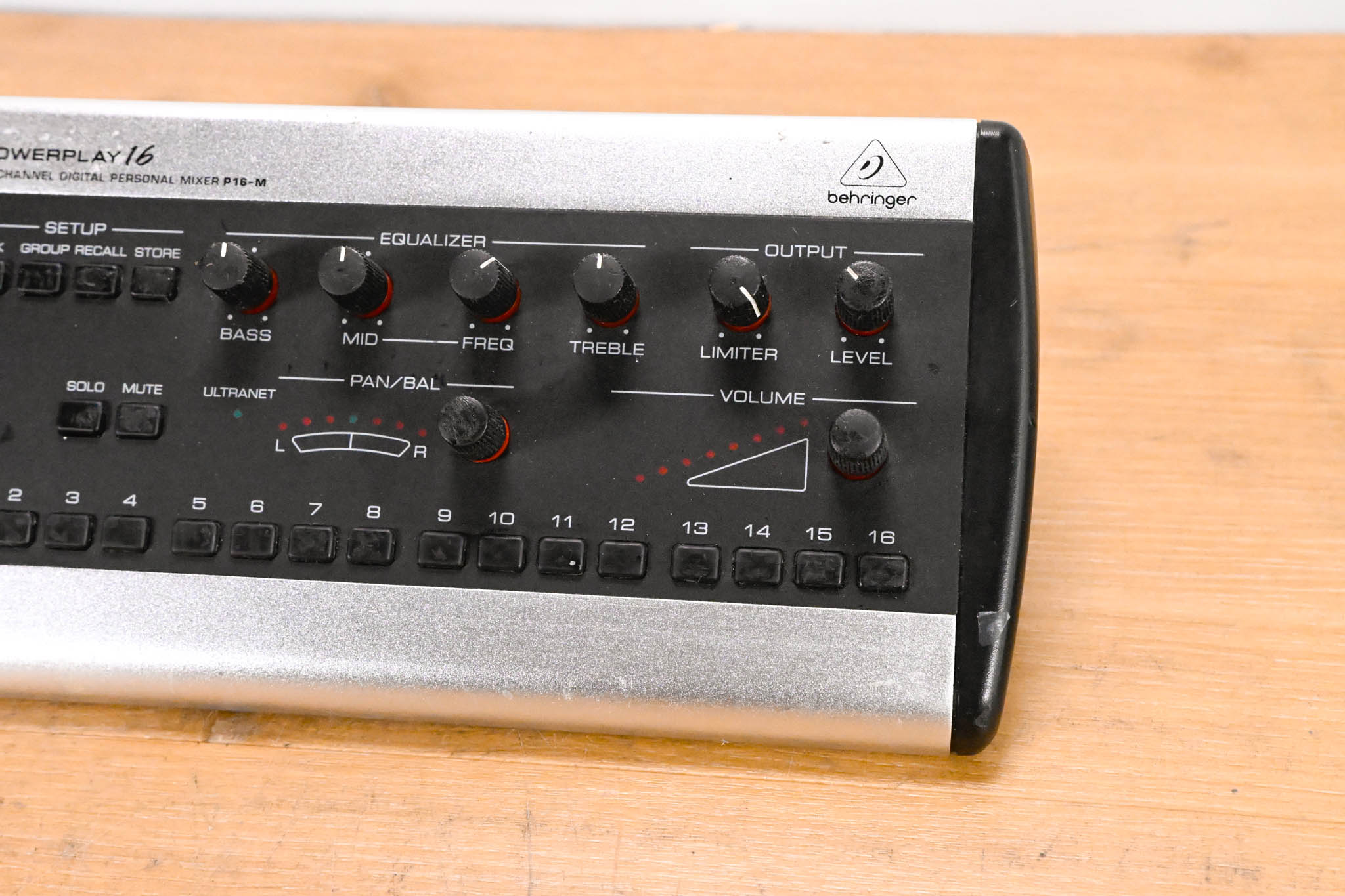 Behringer Powerplay P16-M 16-Channel Digital Personal Mixer