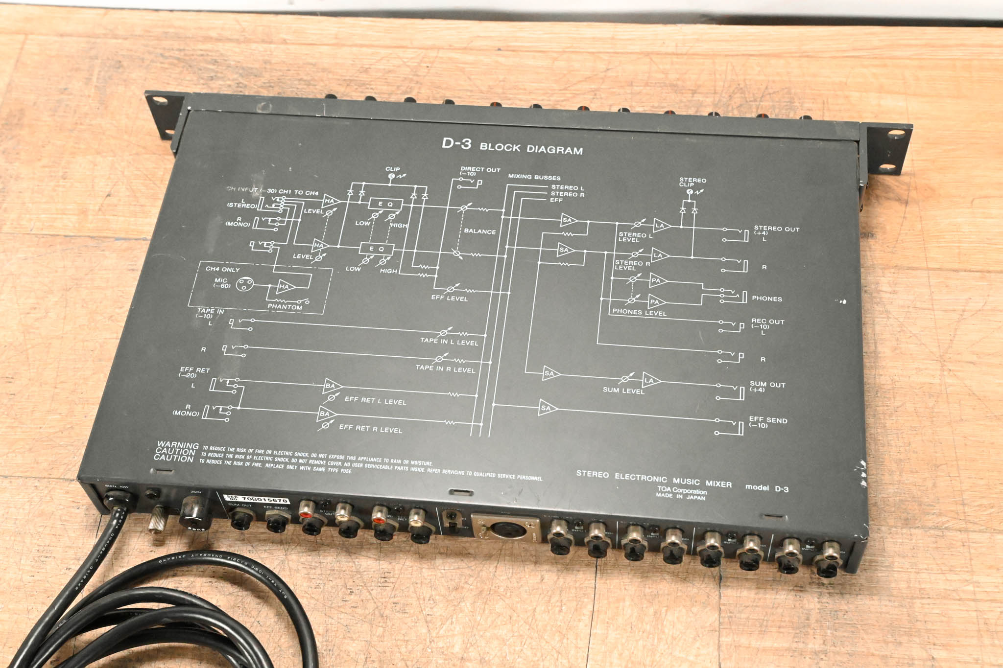 TOA D-3 Stereo Electronic Music Mixer