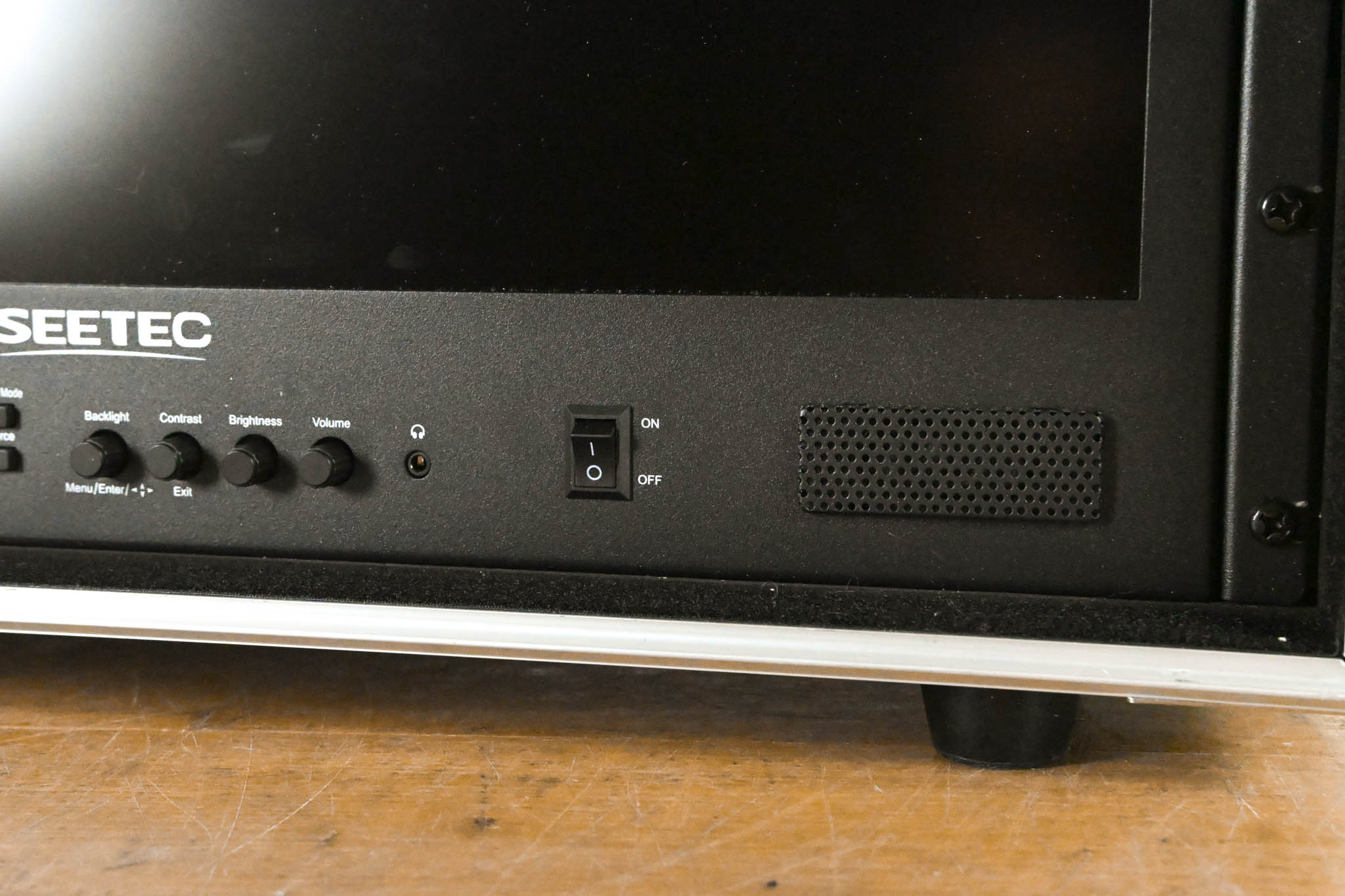 SEETEC ATEM215S-CO 21.5" 1920x1080 Carry On Director Monitor (NO PSU)