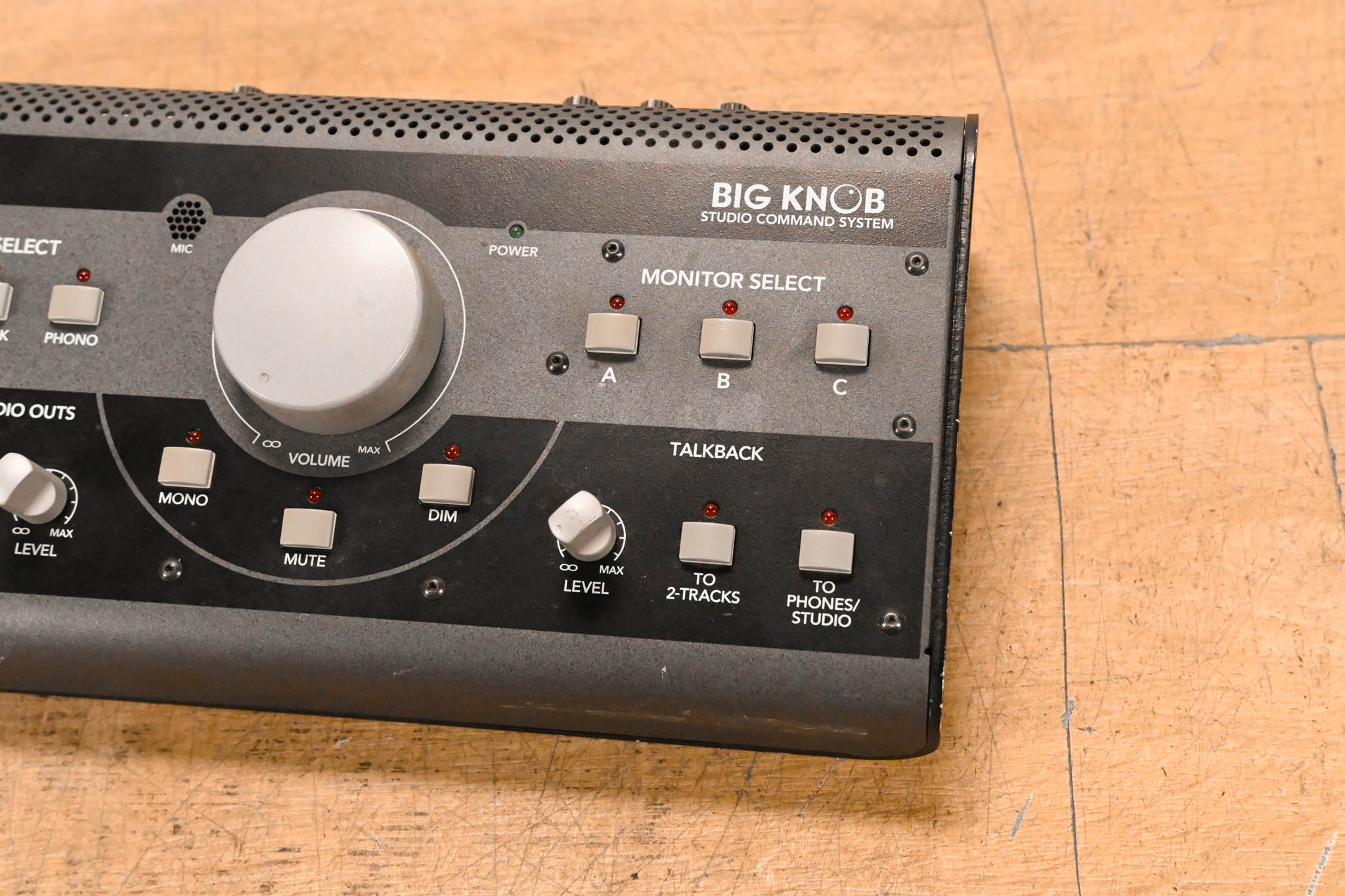 Mackie Big Knob Studio Command System