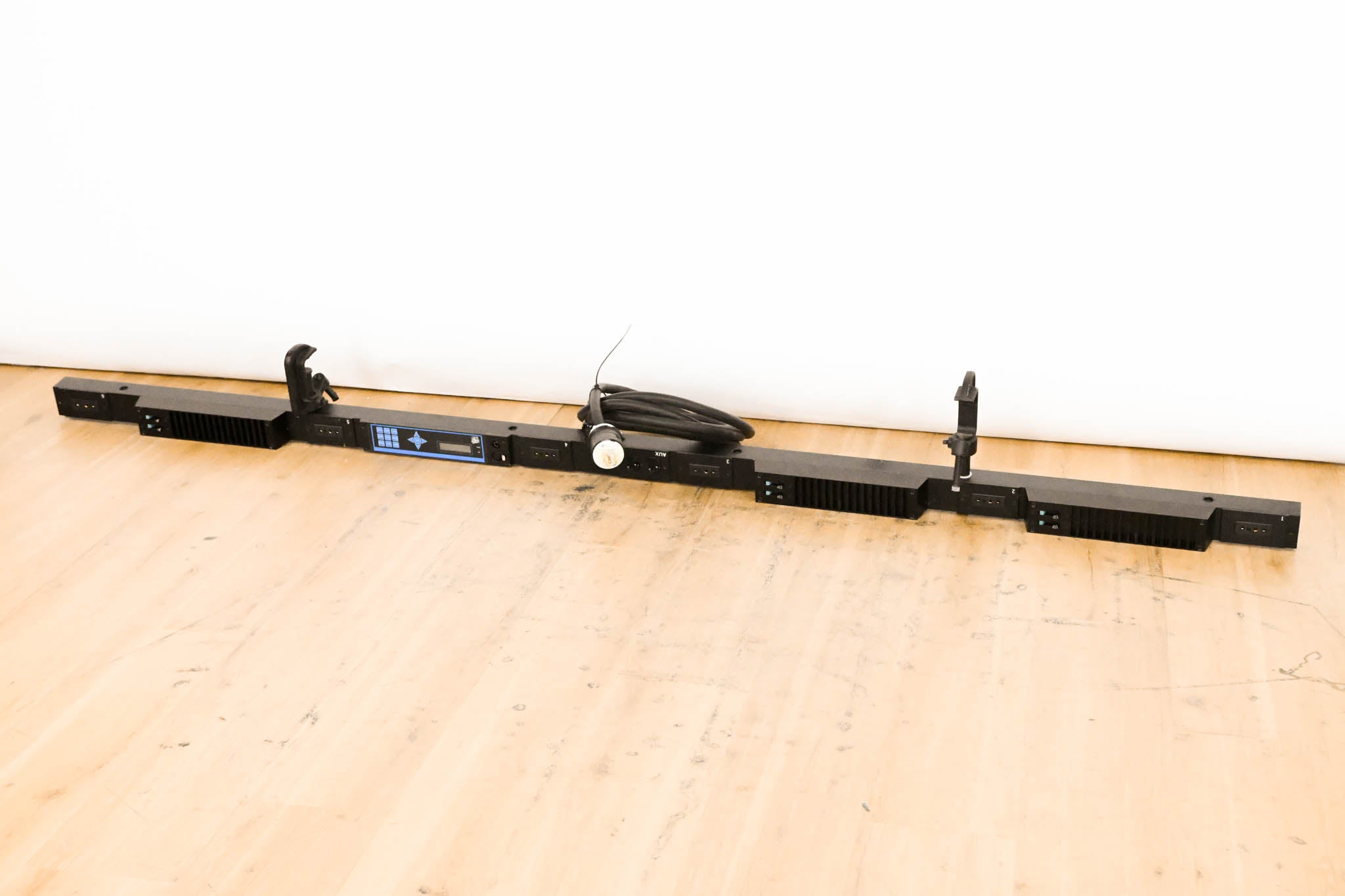 ETC SB6-10M 6 x 10A (1200W) SmartBar with Stage Pin Connectors