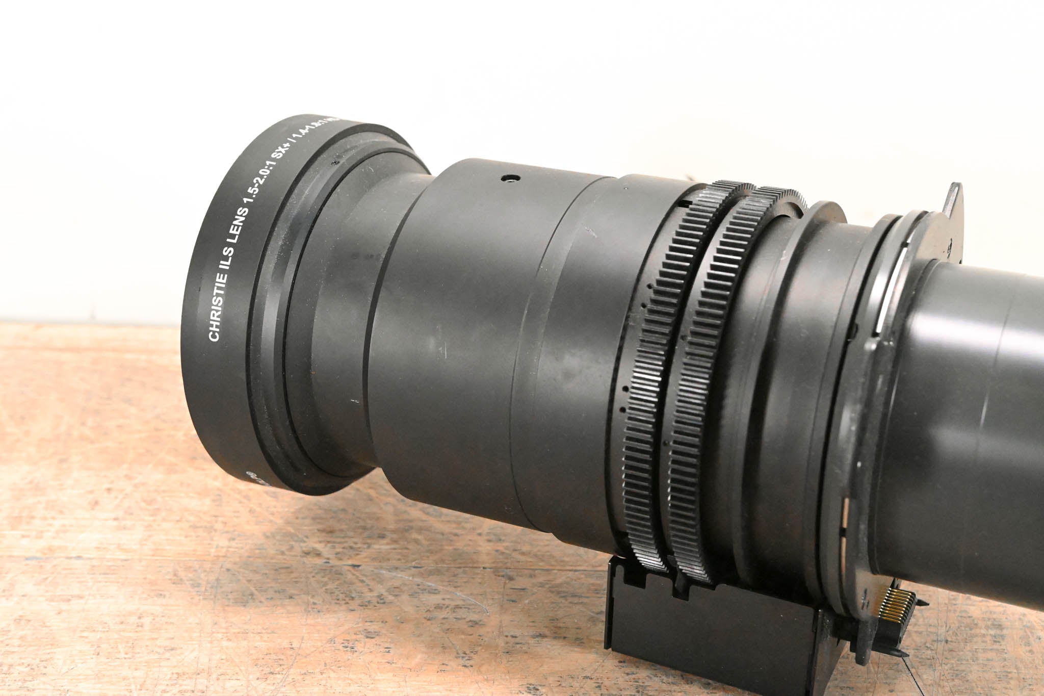 Christie ILS Lens 1.5-2.0:1 SX+ / 1.4-1.8:1 HD 0.95" 3-Chip DLP Lens